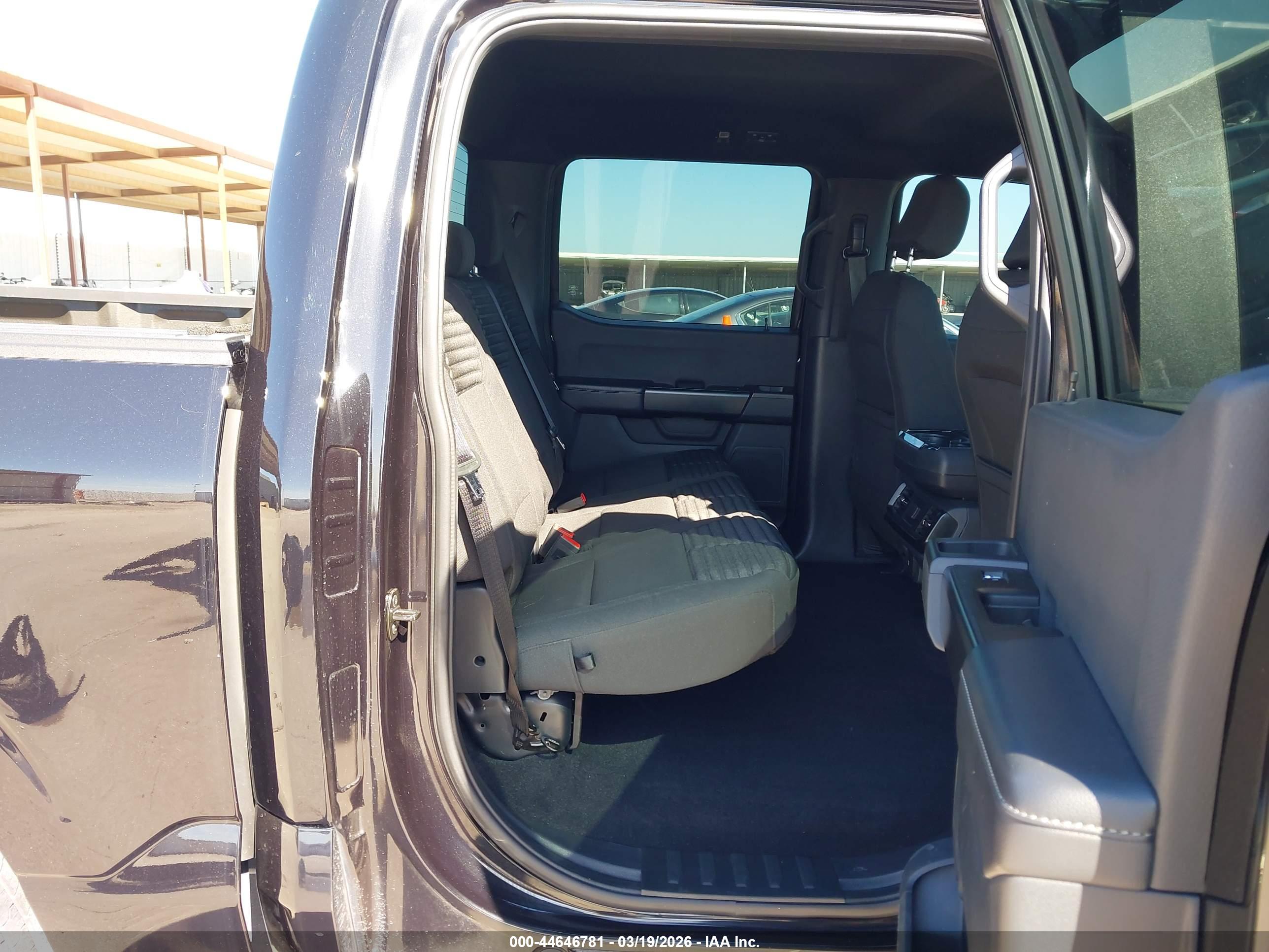 FORD F-150 image 8