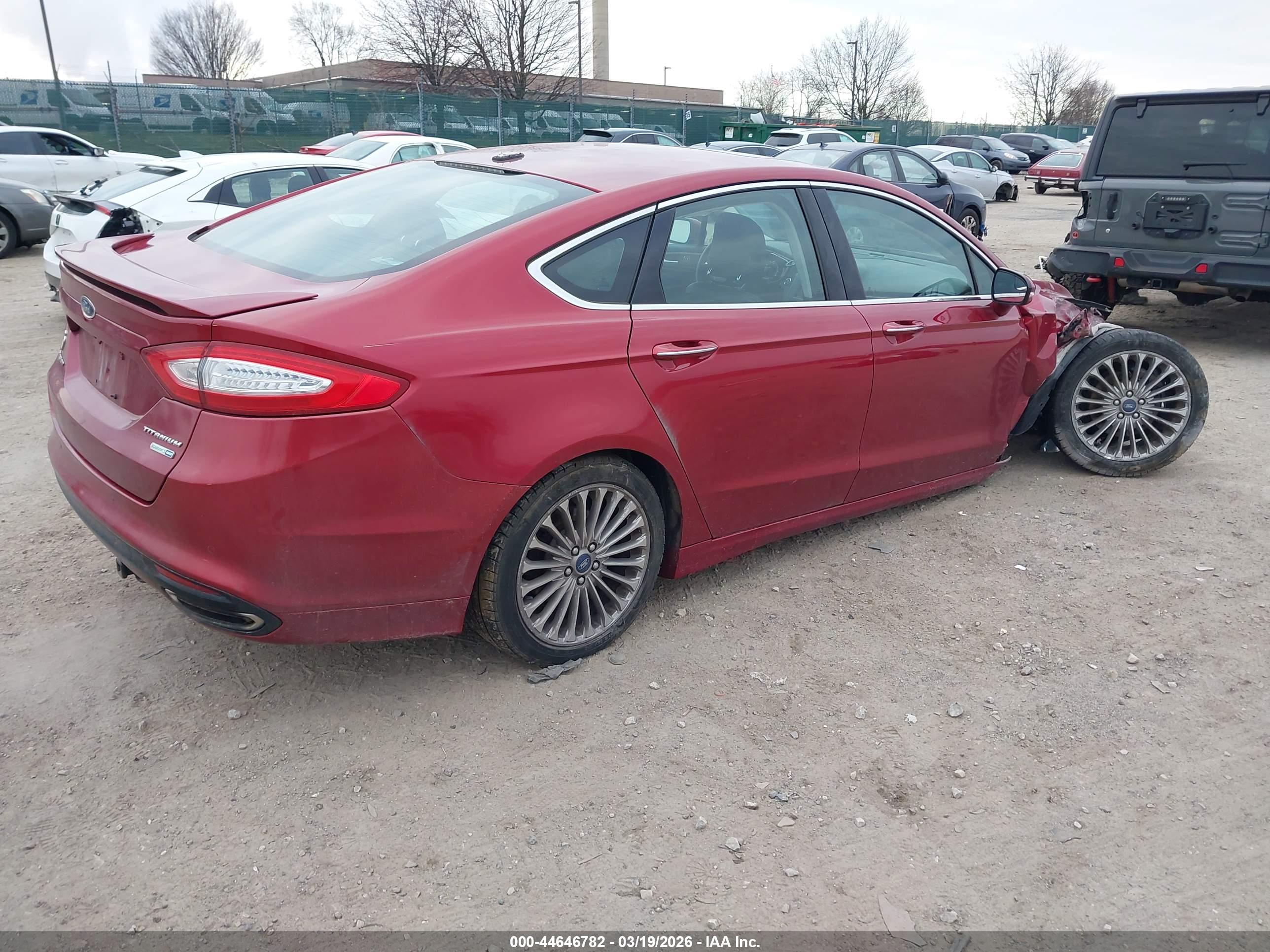 FORD FUSION image 4