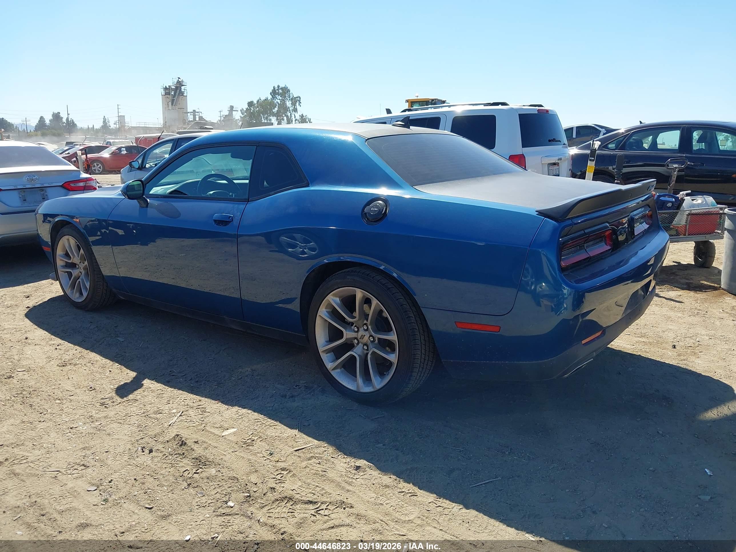 DODGE CHALLENGER image 3
