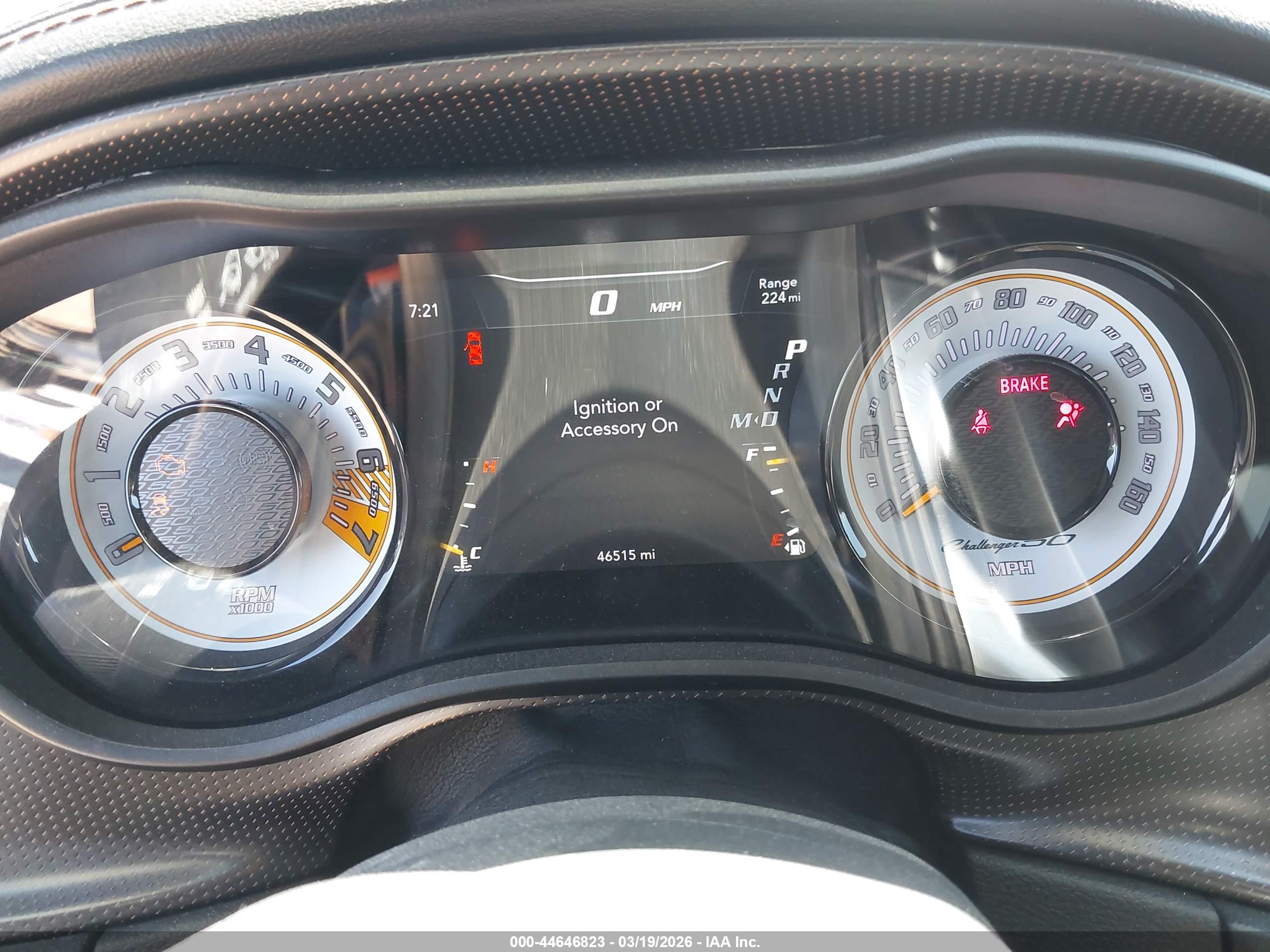 DODGE CHALLENGER image 7