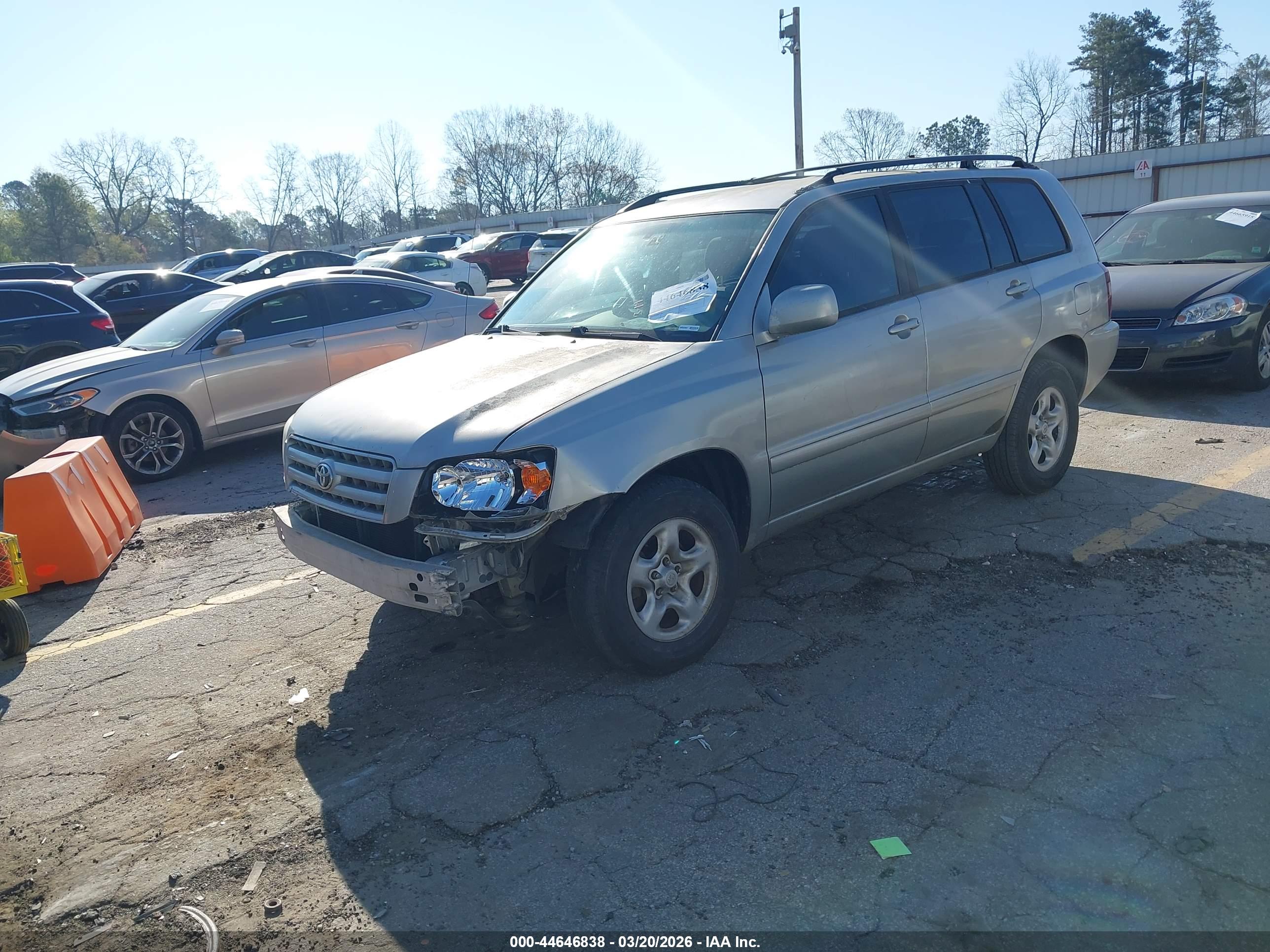 TOYOTA HIGHLANDER image 2