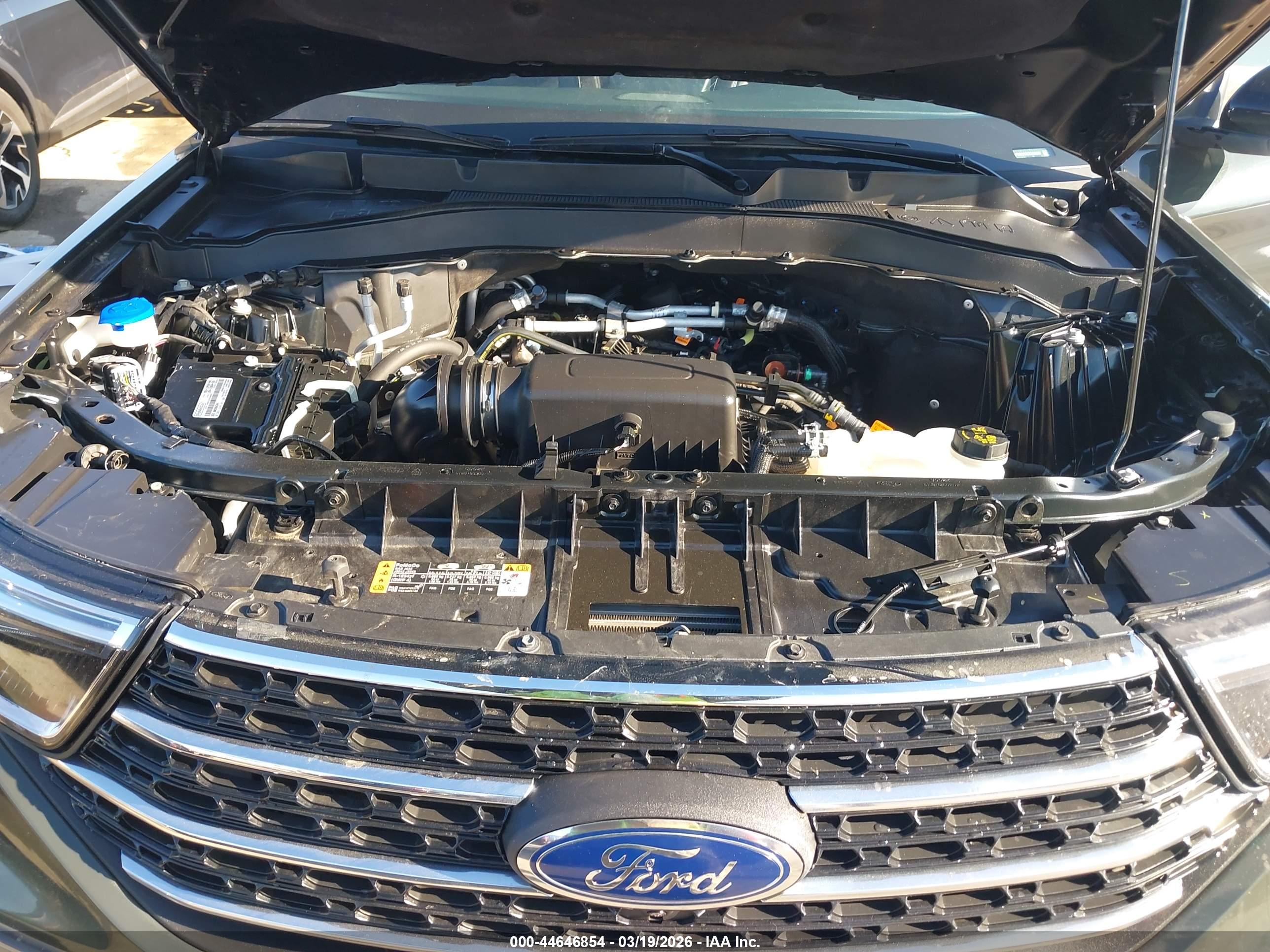 FORD EXPLORER image 10