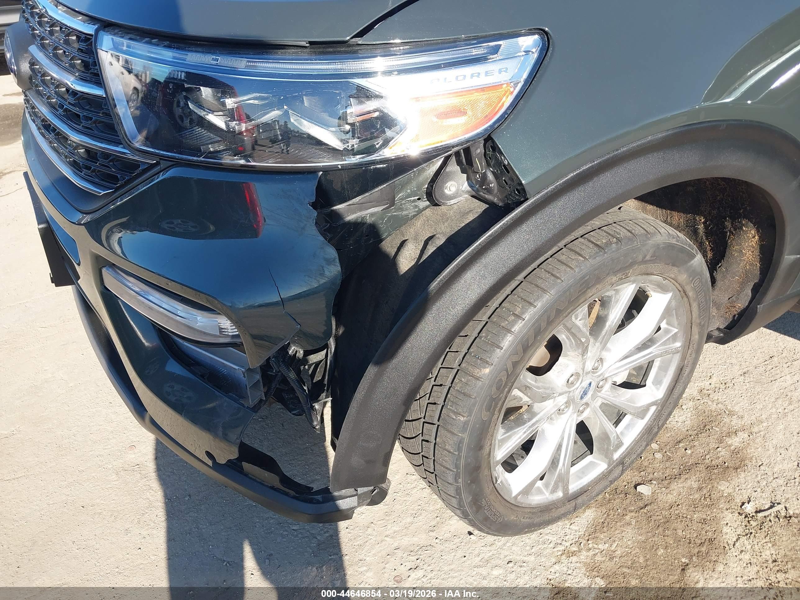 FORD EXPLORER image 6