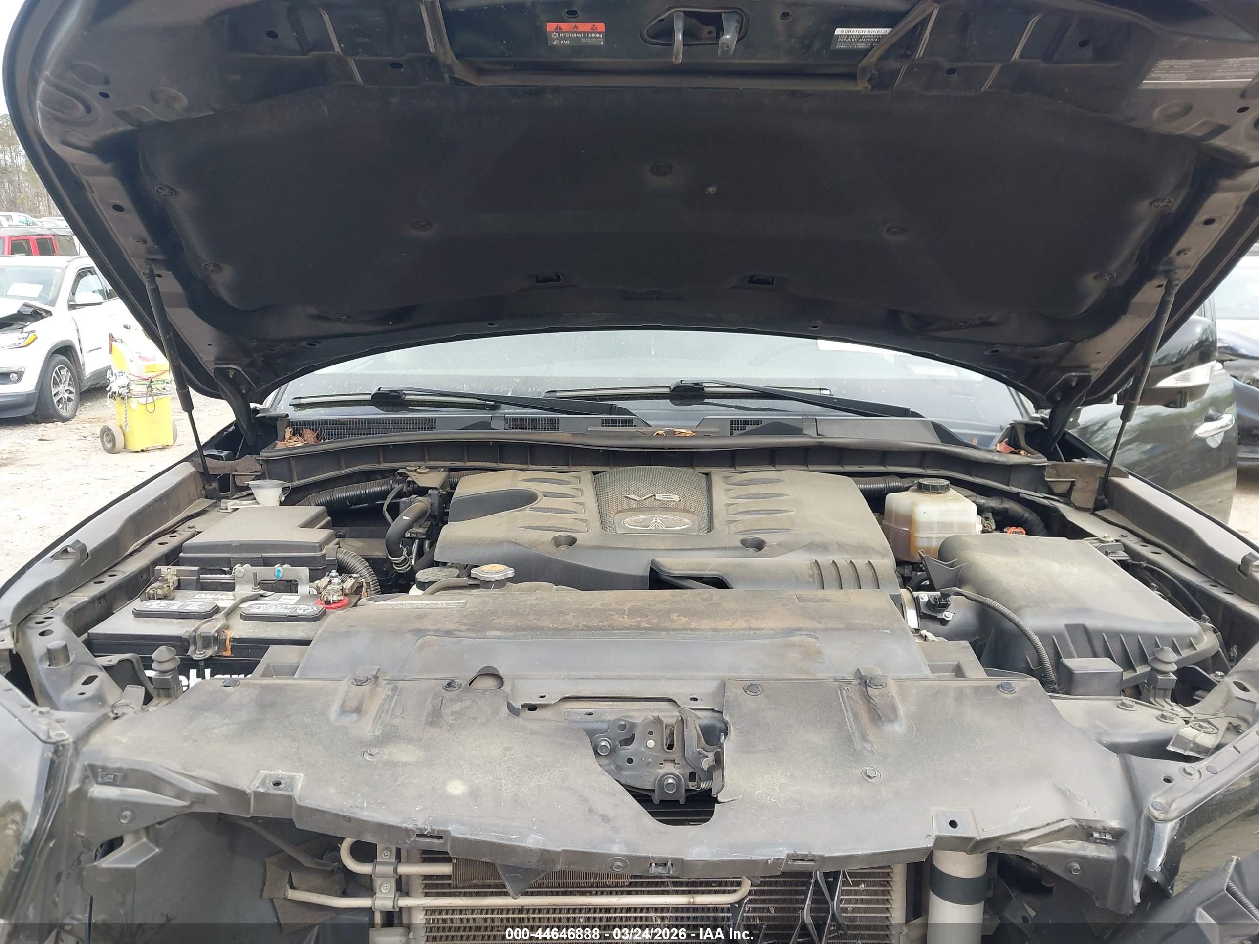 INFINITI QX80 image 10