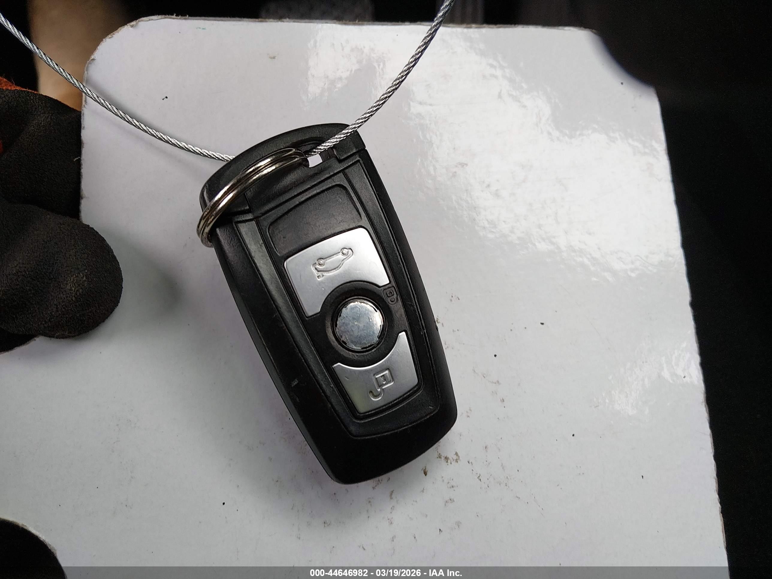 BMW 328I image 11