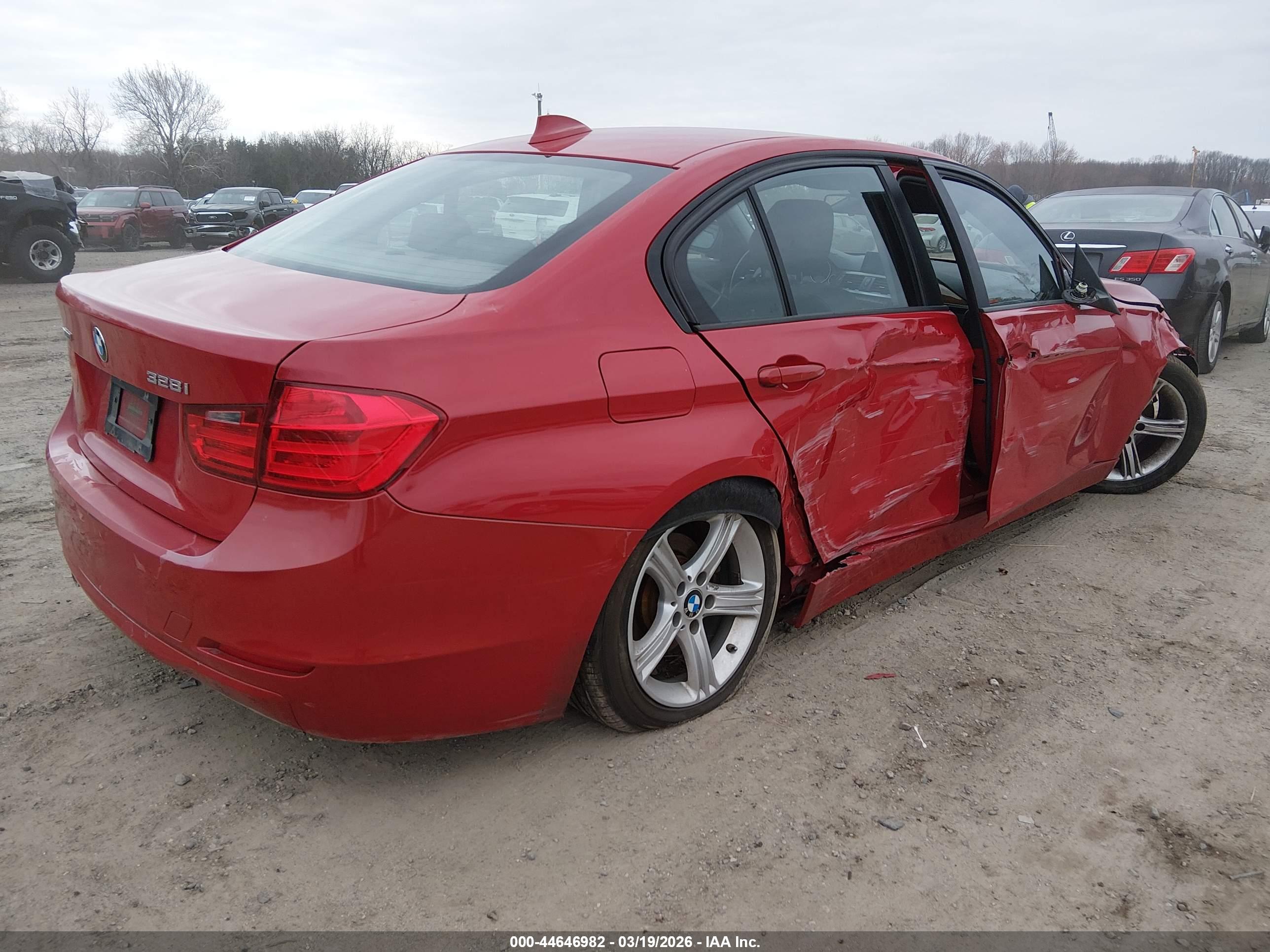 BMW 328I image 4