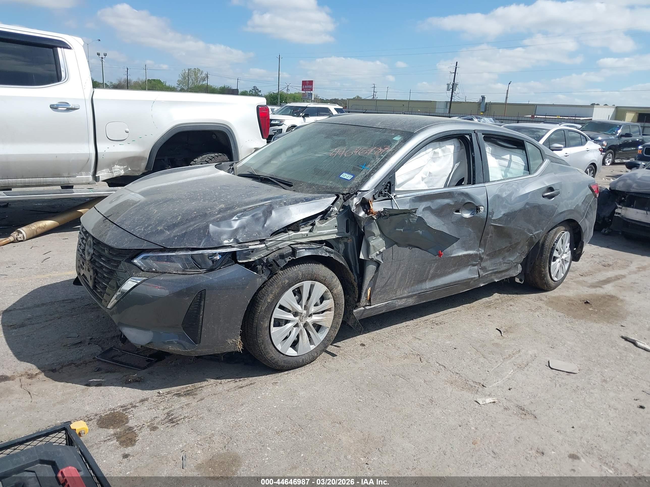 NISSAN SENTRA image 2