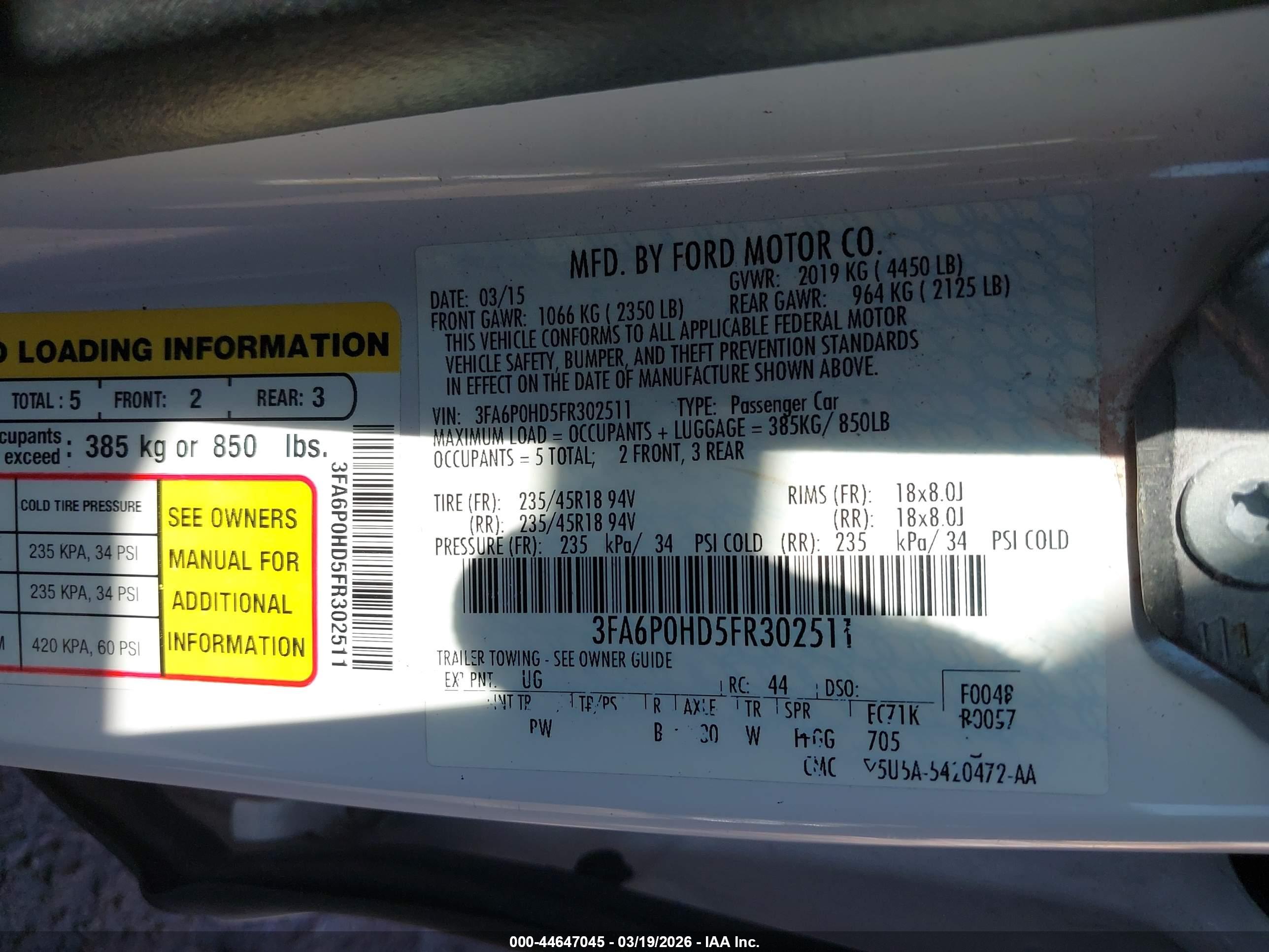 FORD FUSION image 9