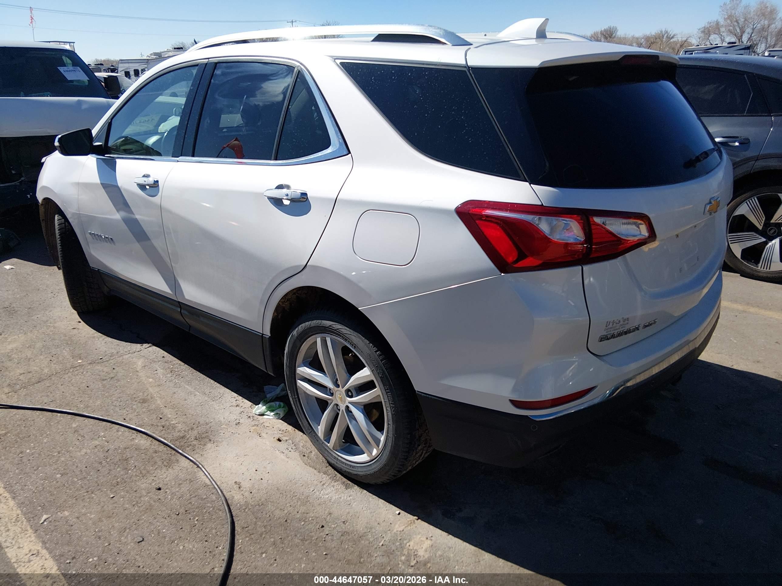 CHEVROLET EQUINOX image 3