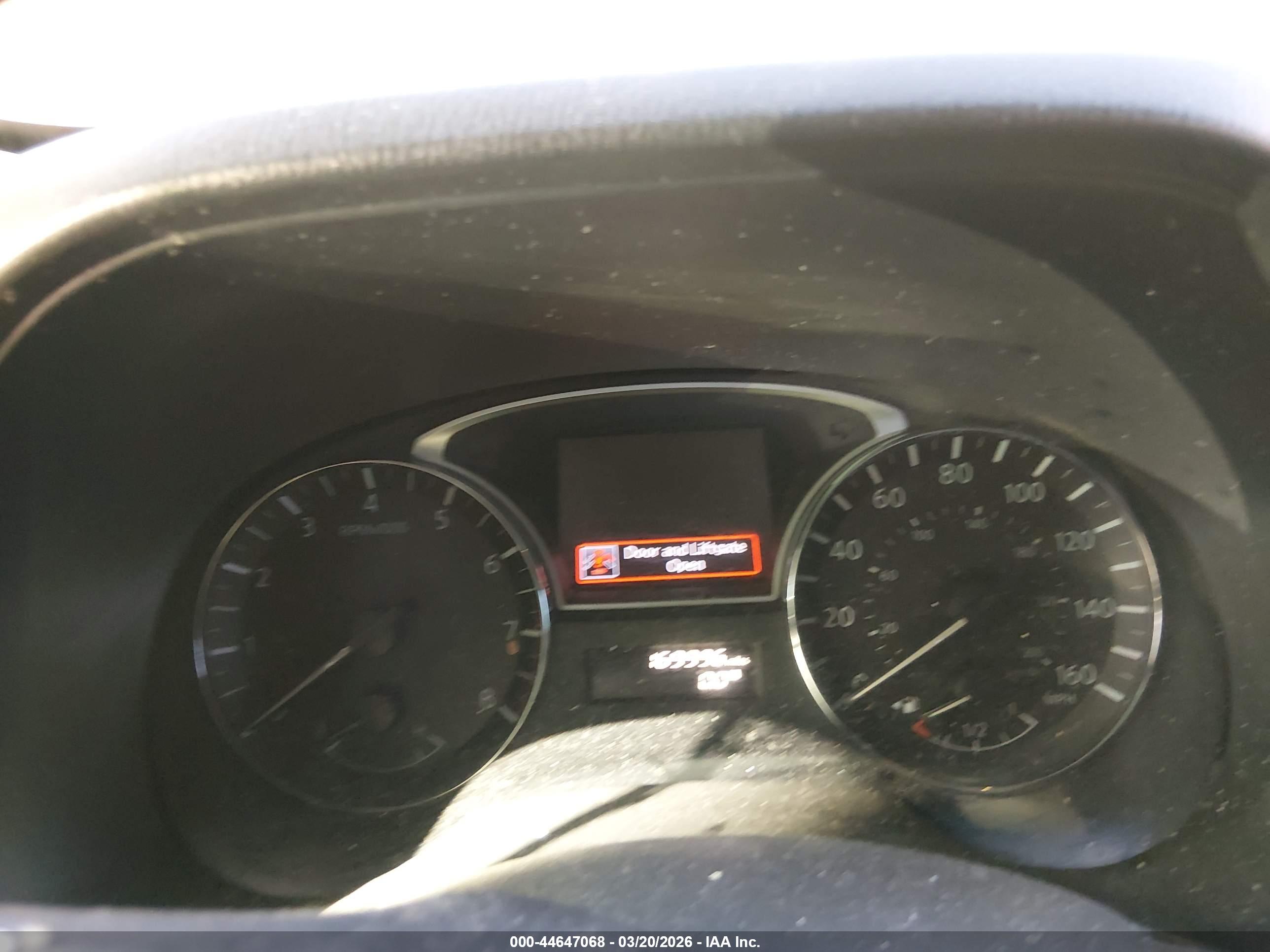 NISSAN PATHFINDER image 7