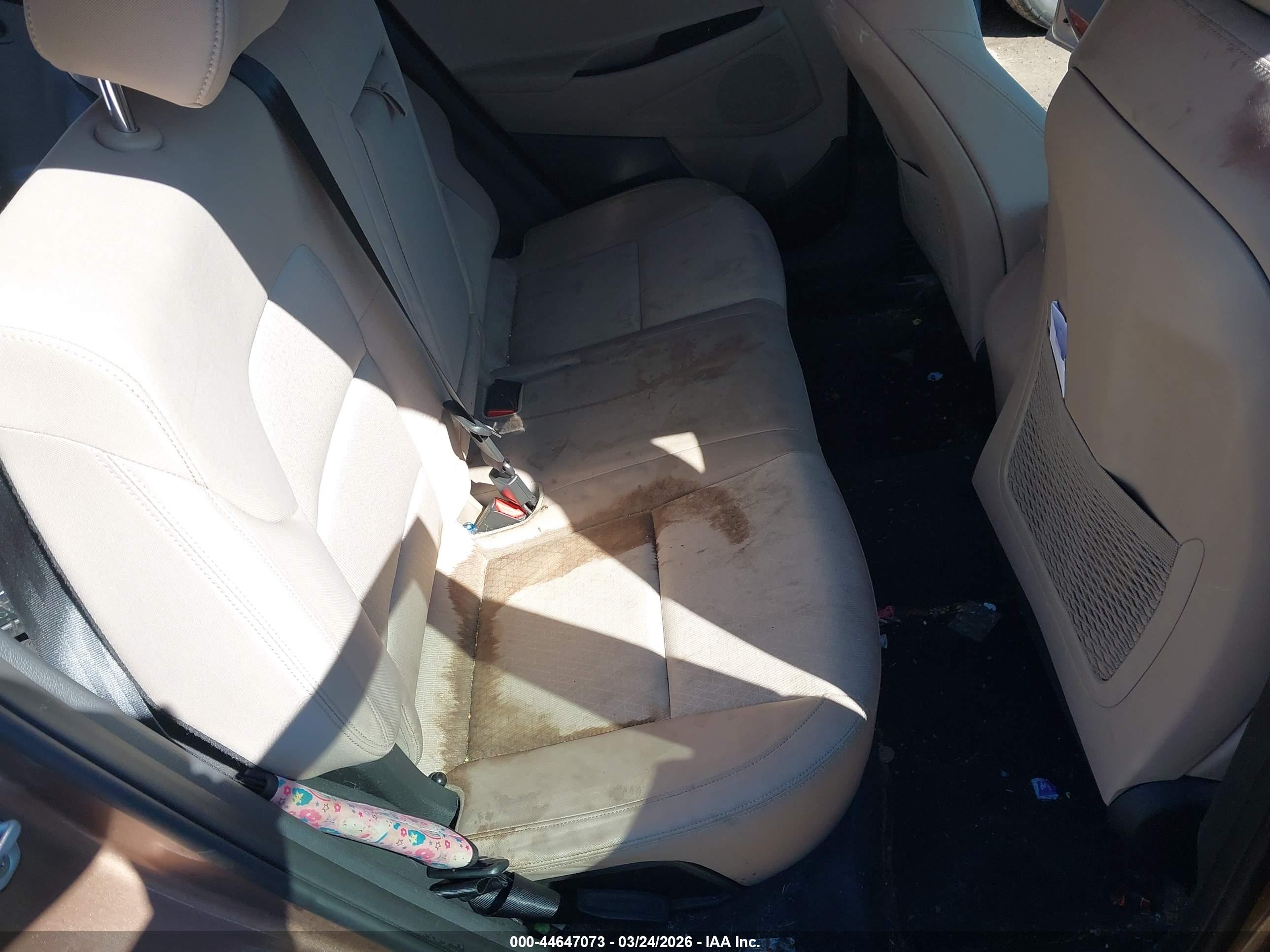 HYUNDAI TUCSON image 8