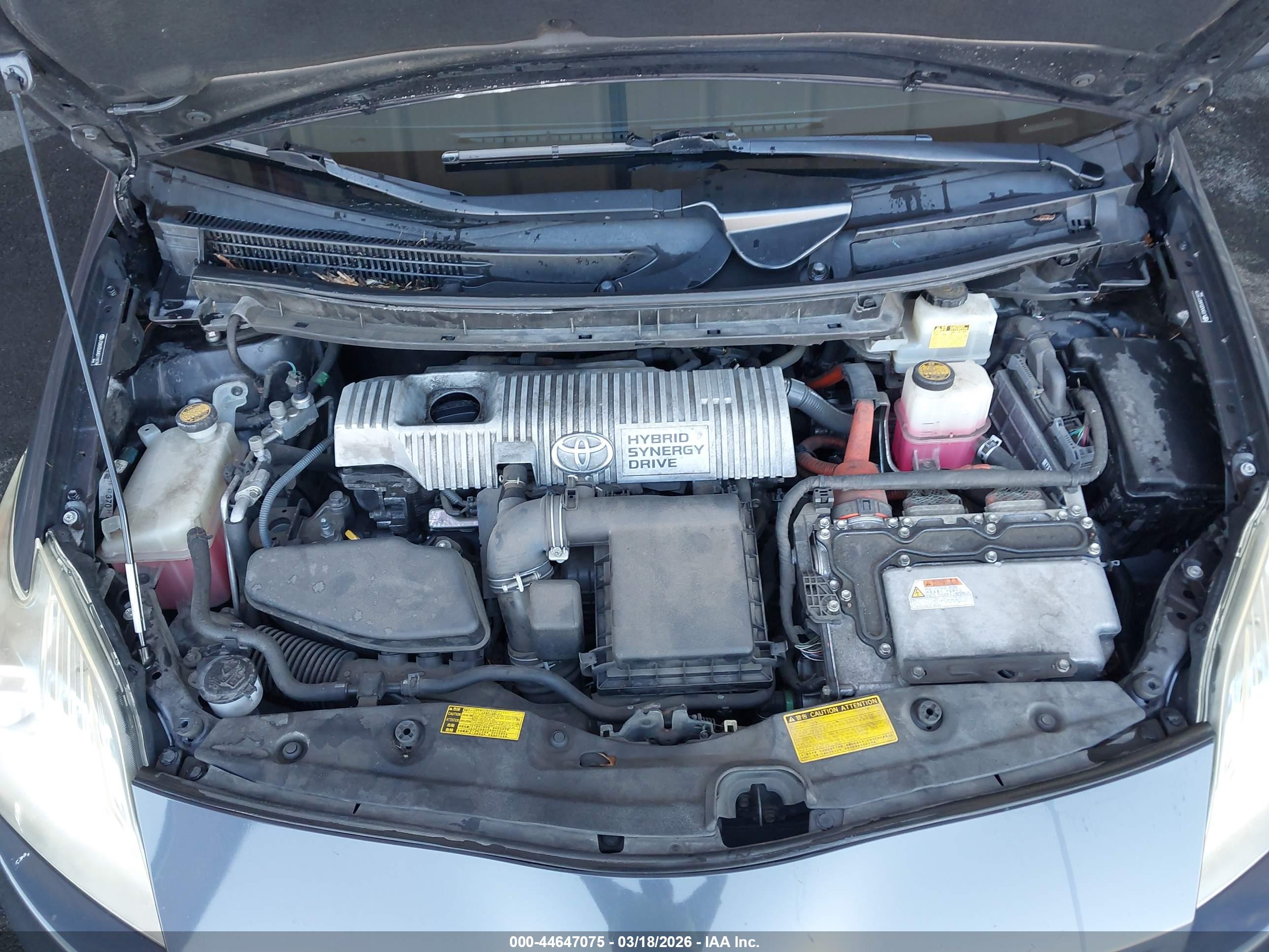 TOYOTA PRIUS image 10