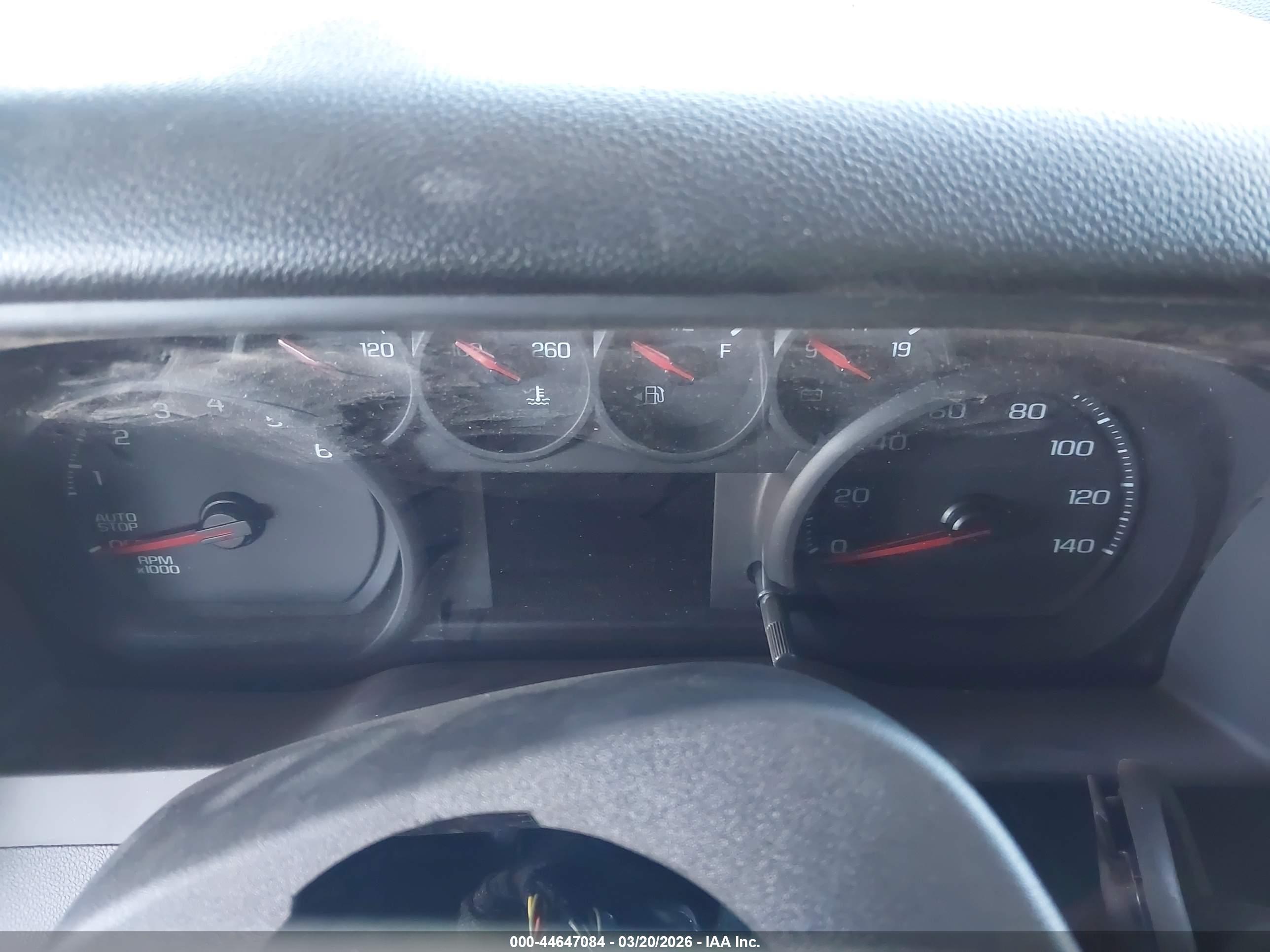 CHEVROLET SILVERADO image 7