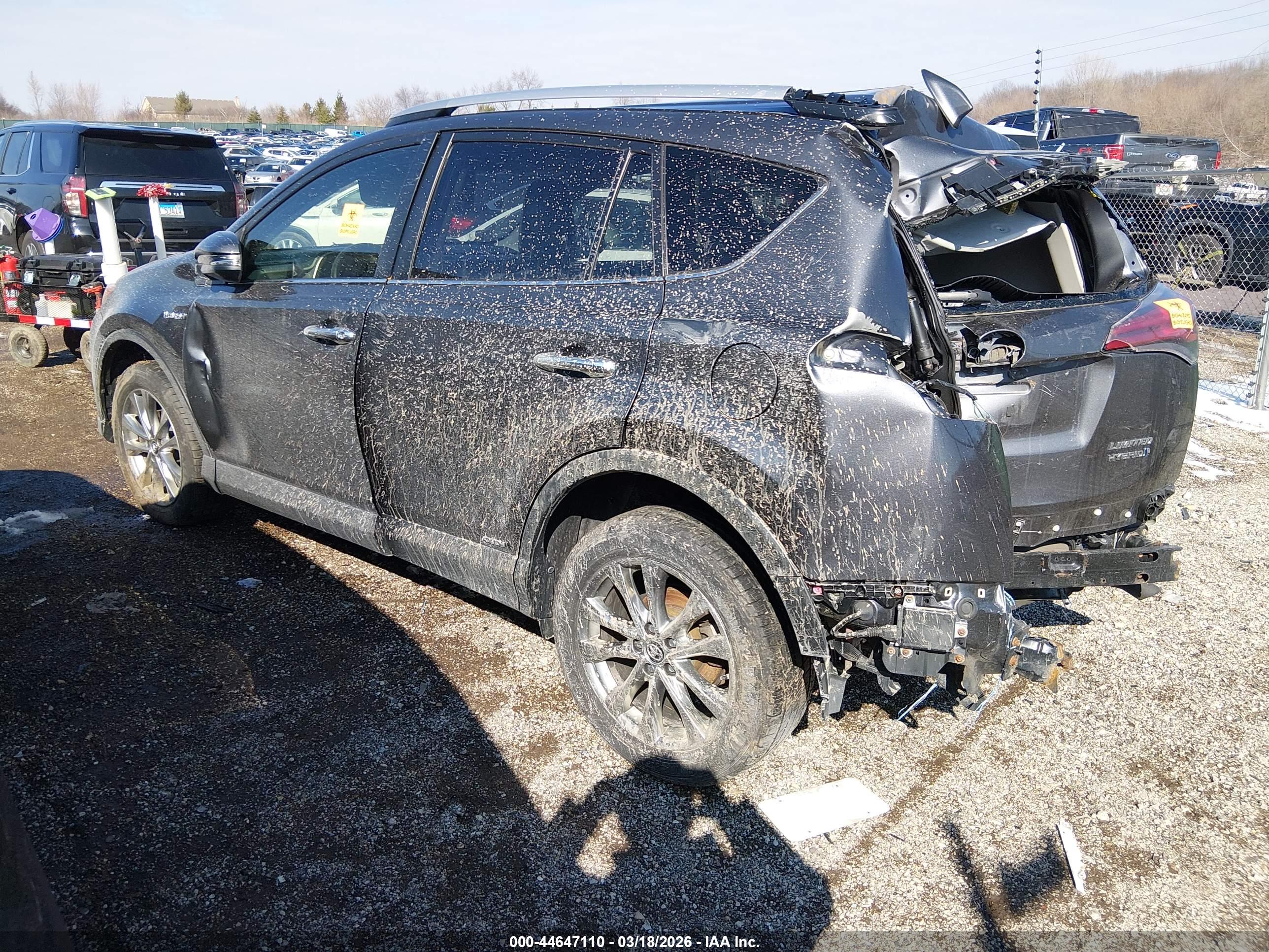 TOYOTA RAV4 image 3