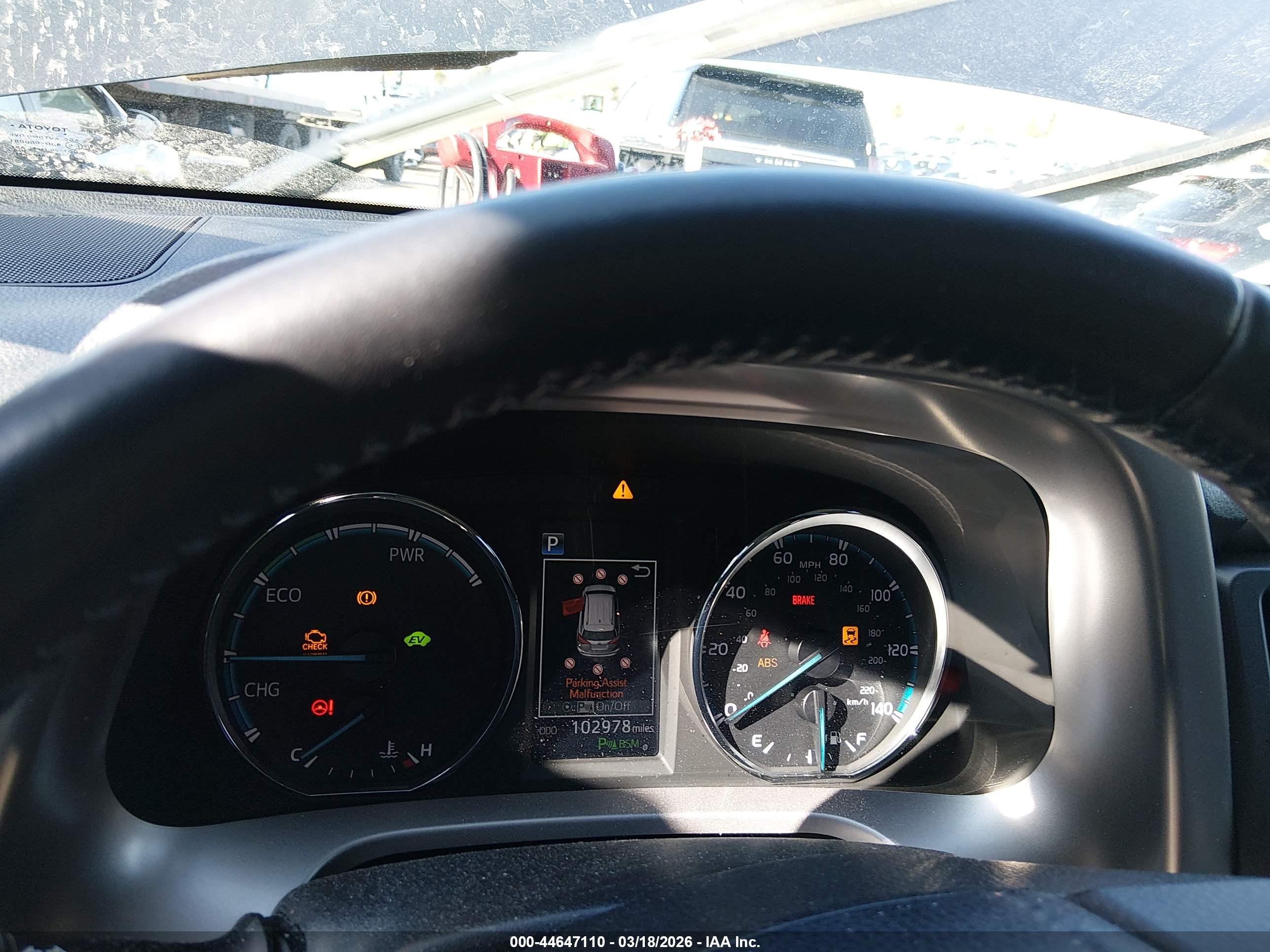 TOYOTA RAV4 image 7