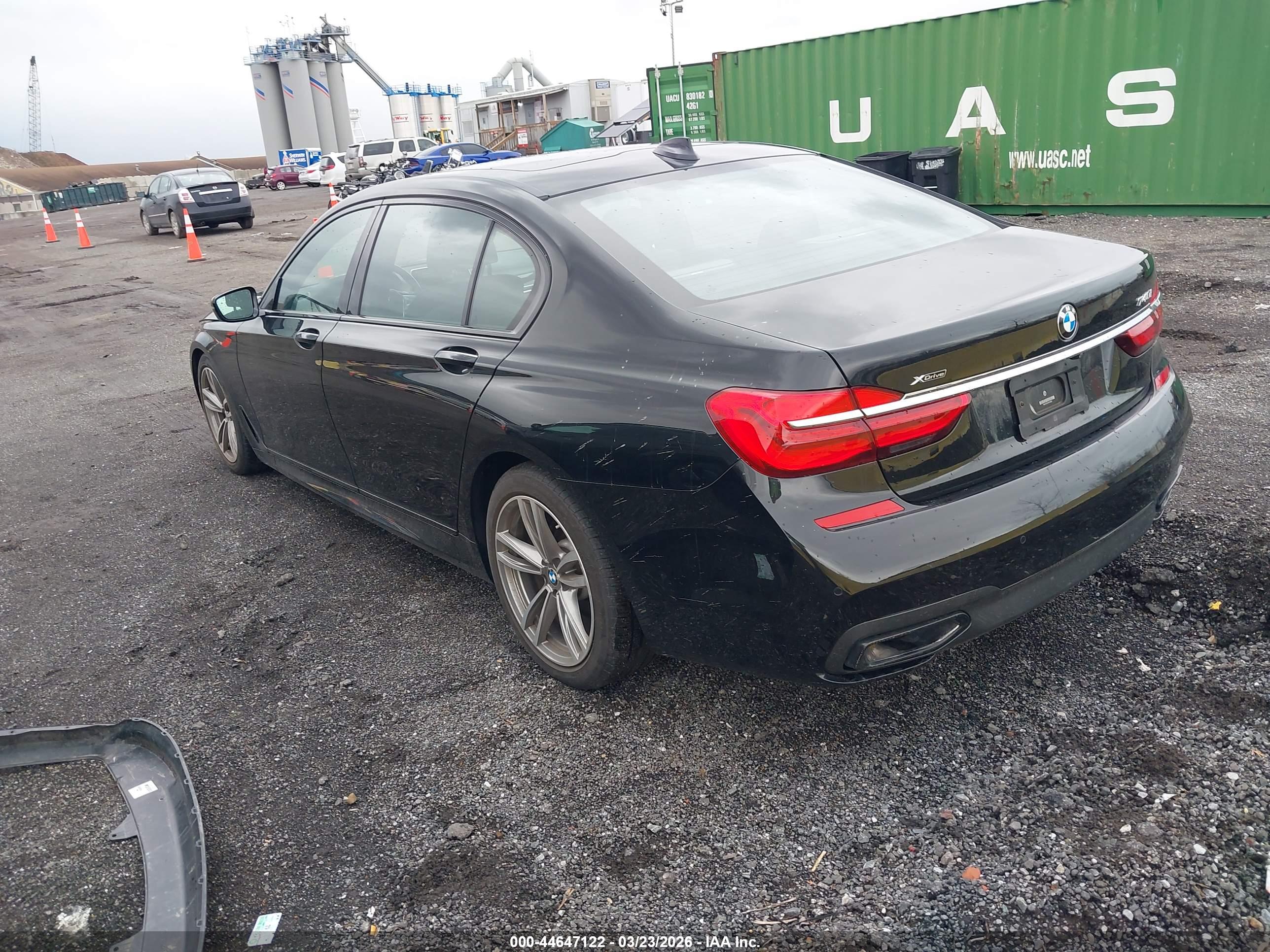 BMW 740I image 3