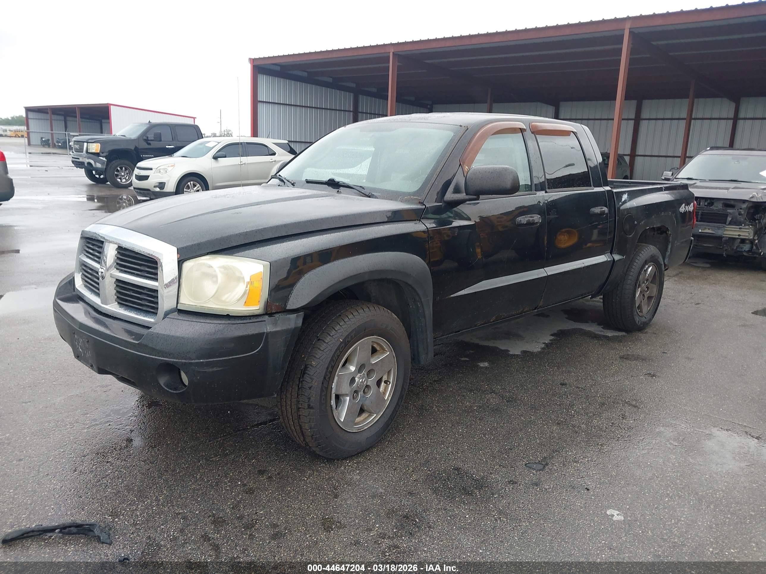 DODGE DAKOTA image 2