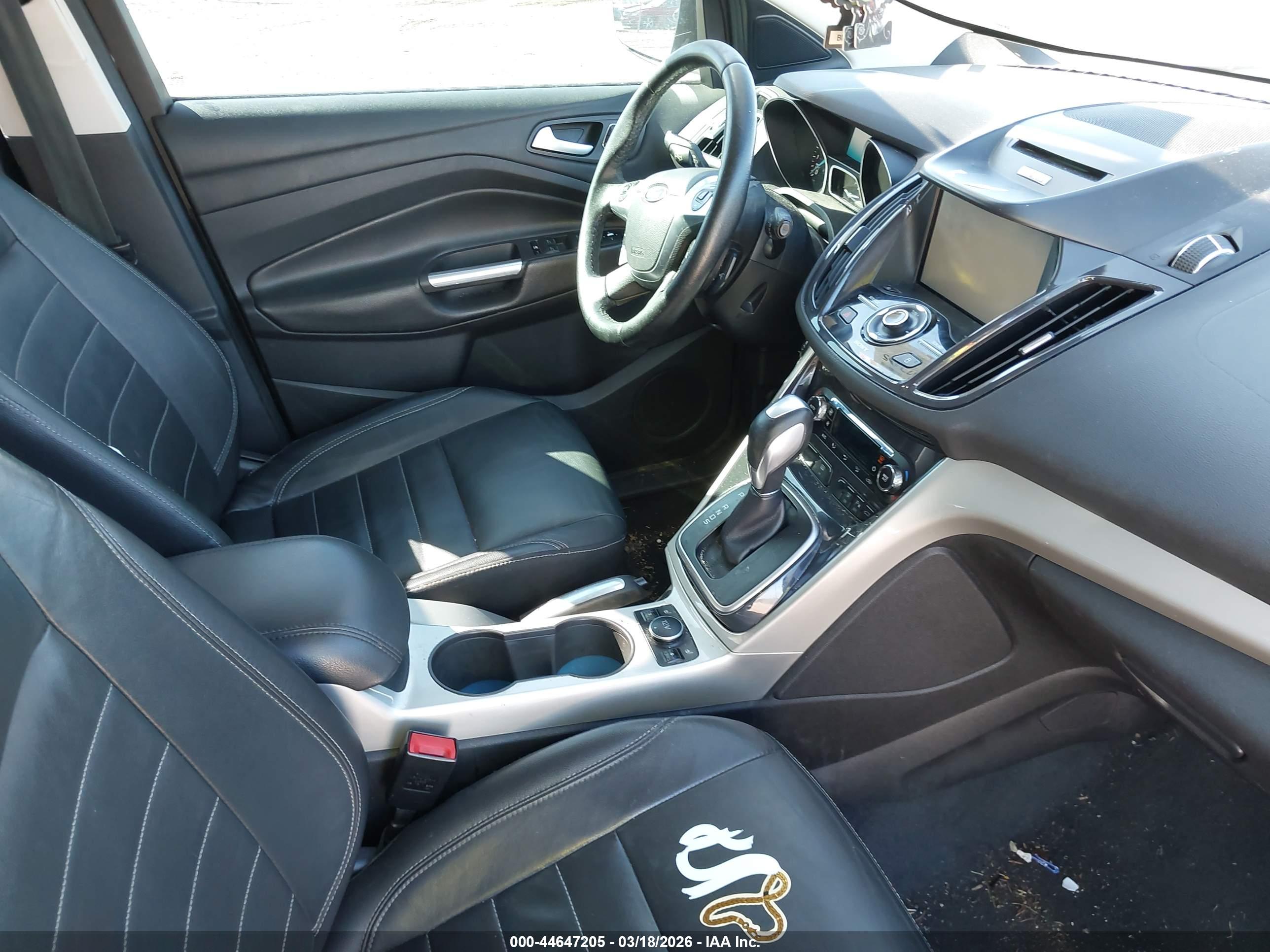 FORD ESCAPE image 5