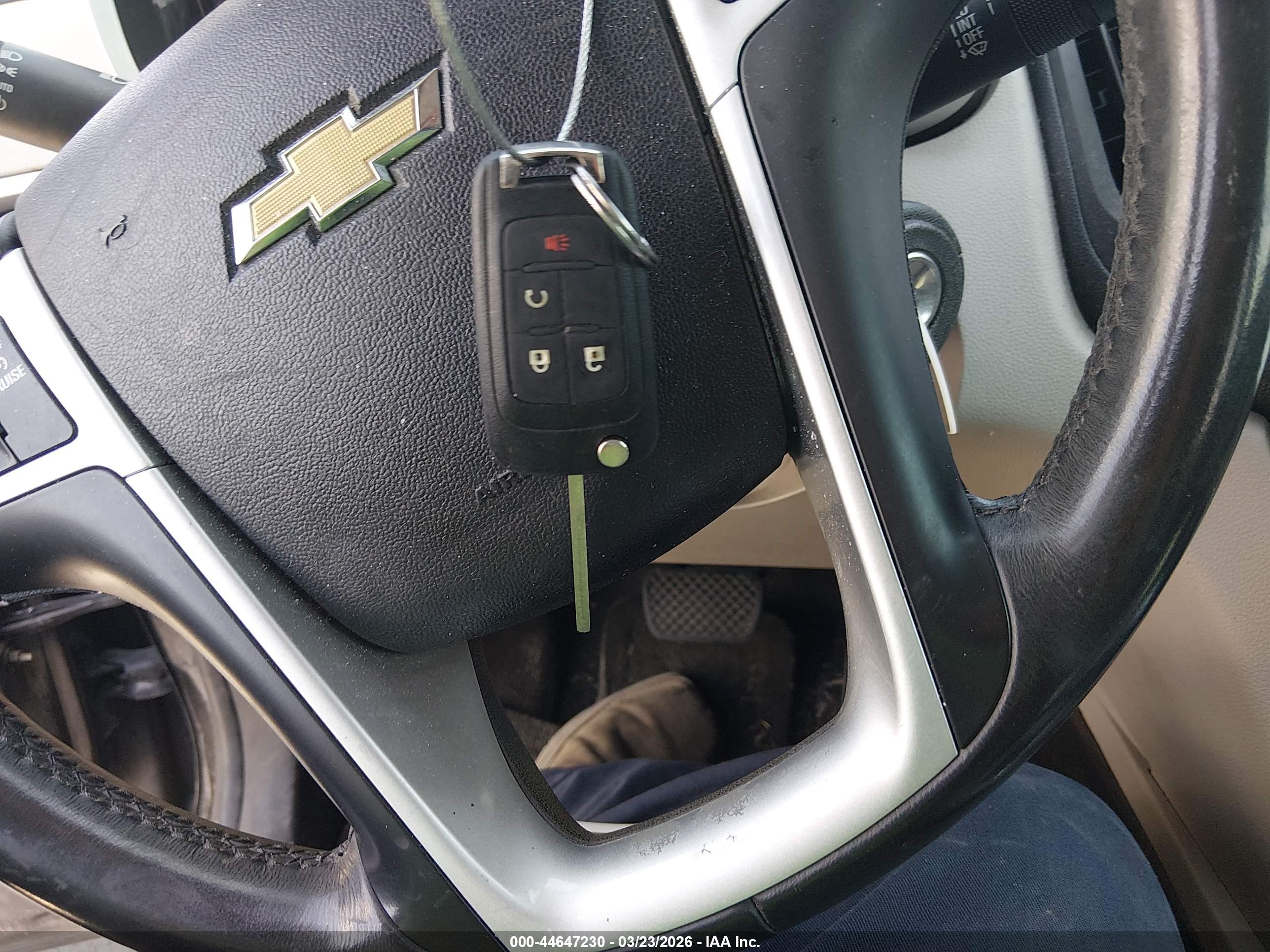 CHEVROLET EQUINOX image 11