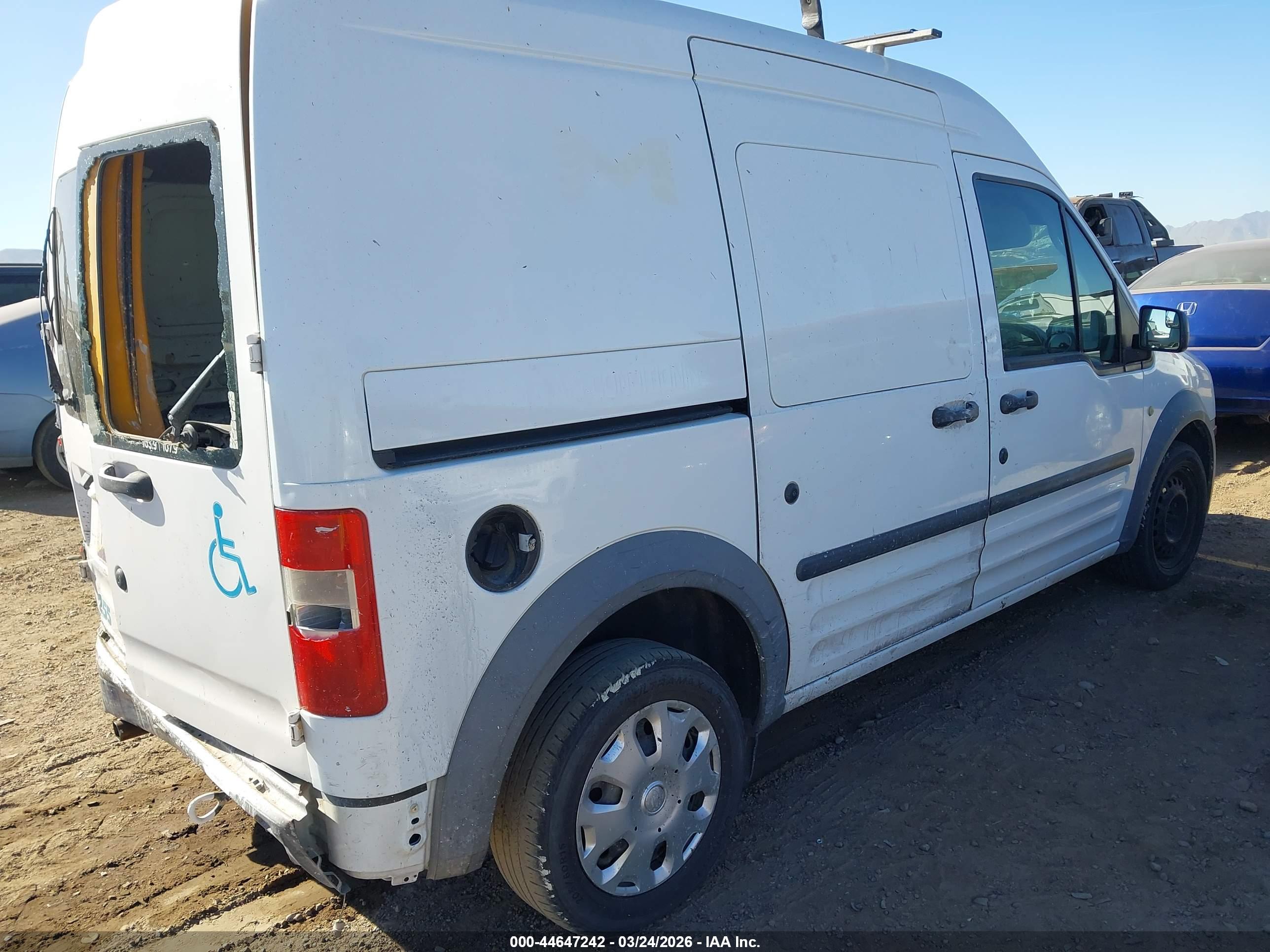 FORD TRANSIT image 4