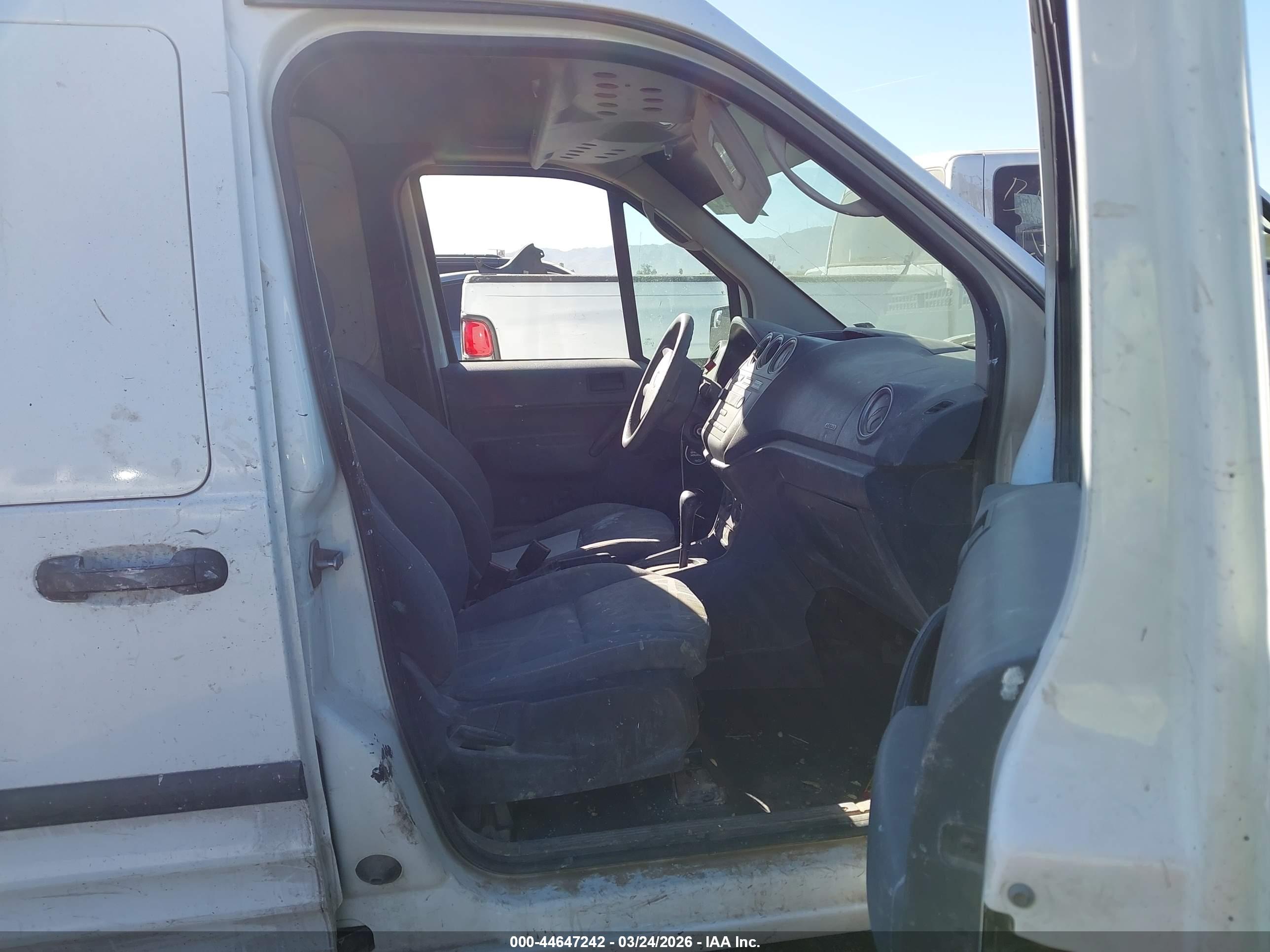 FORD TRANSIT image 5