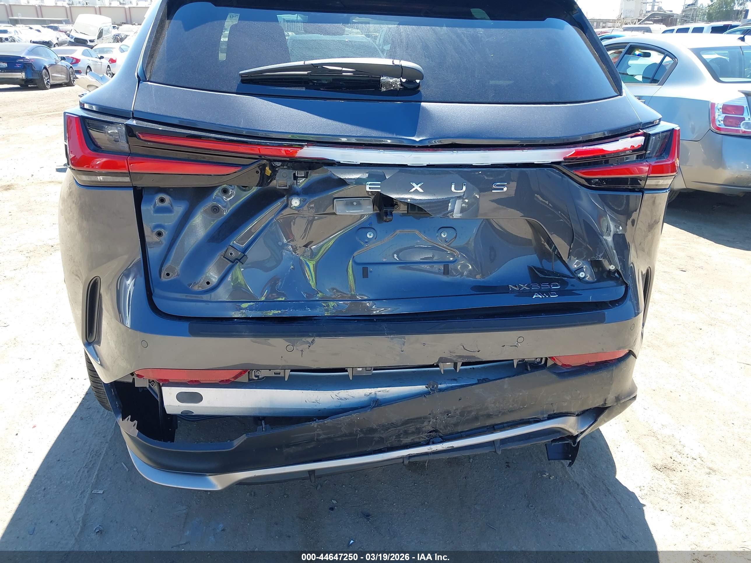 LEXUS NX image 6