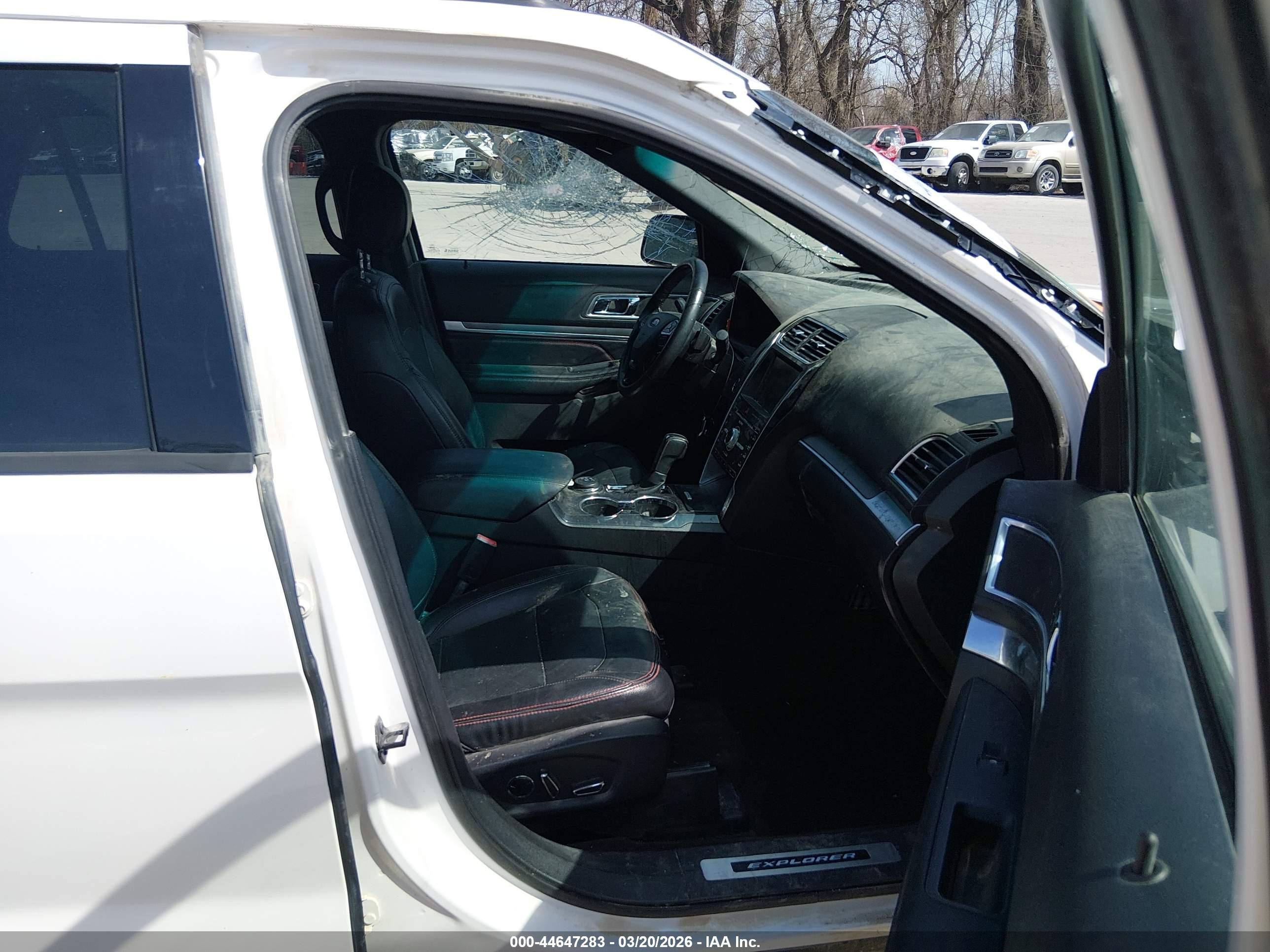FORD EXPLORER image 5