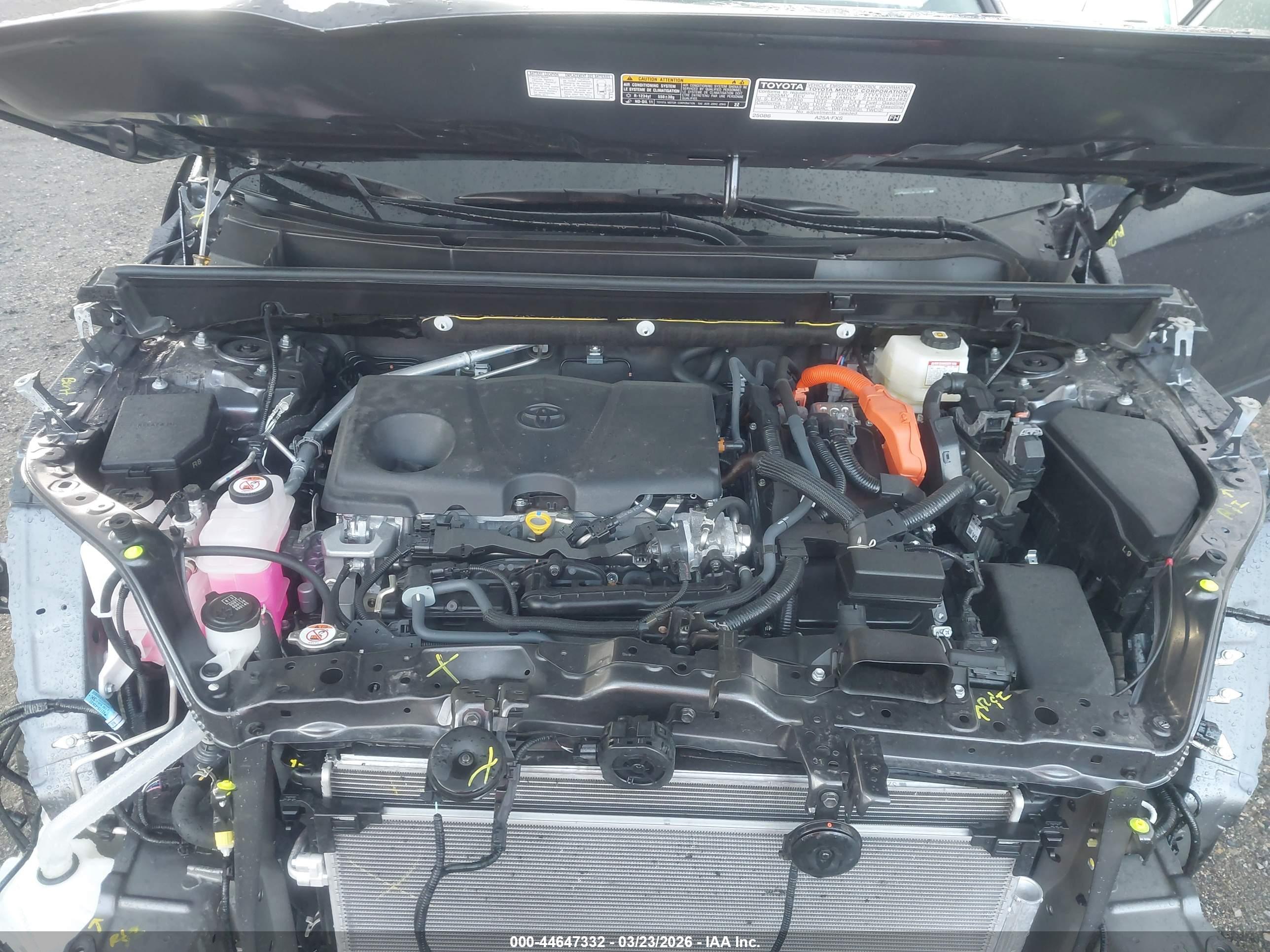 TOYOTA RAV4 image 10