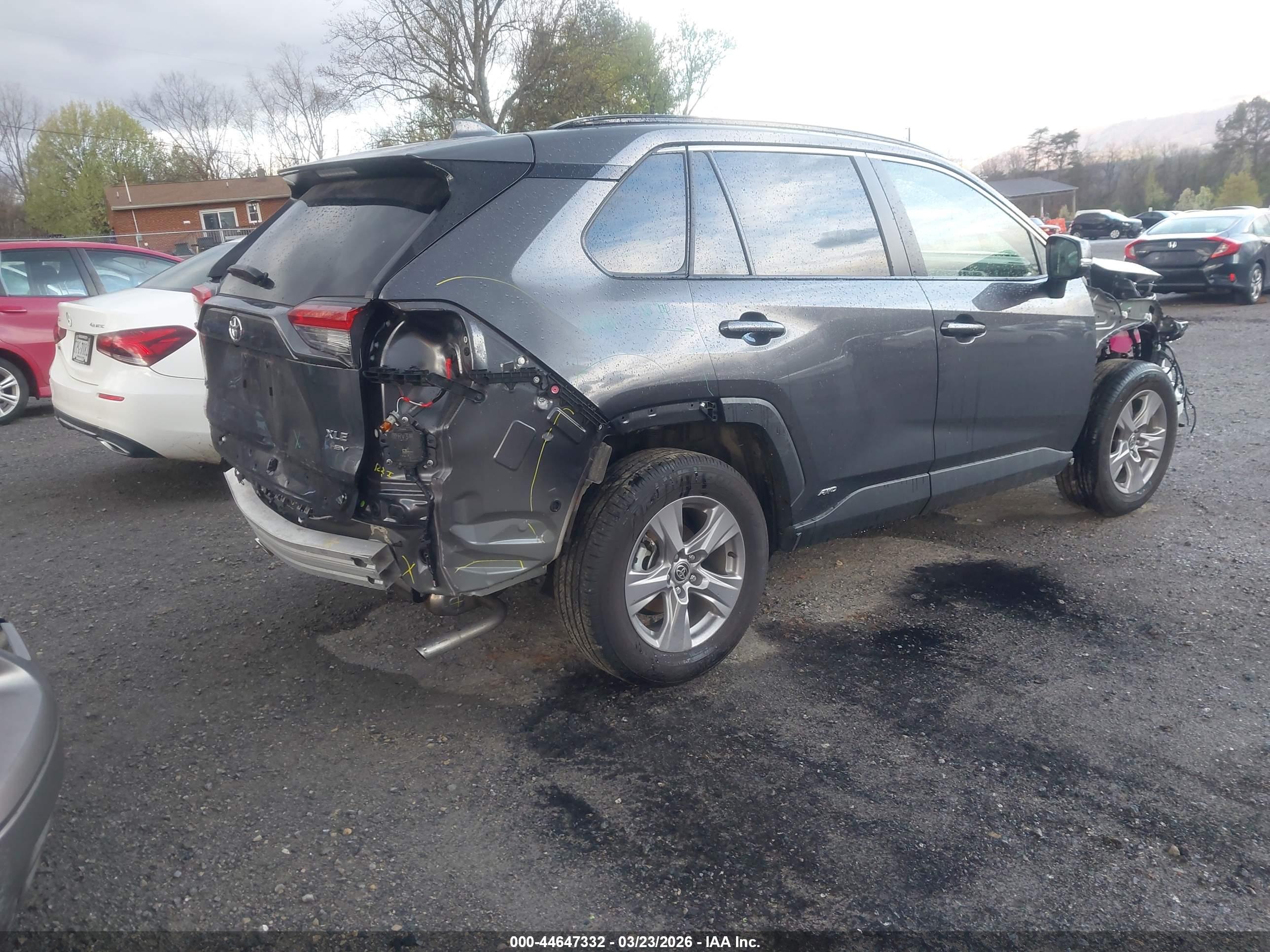 TOYOTA RAV4 image 4