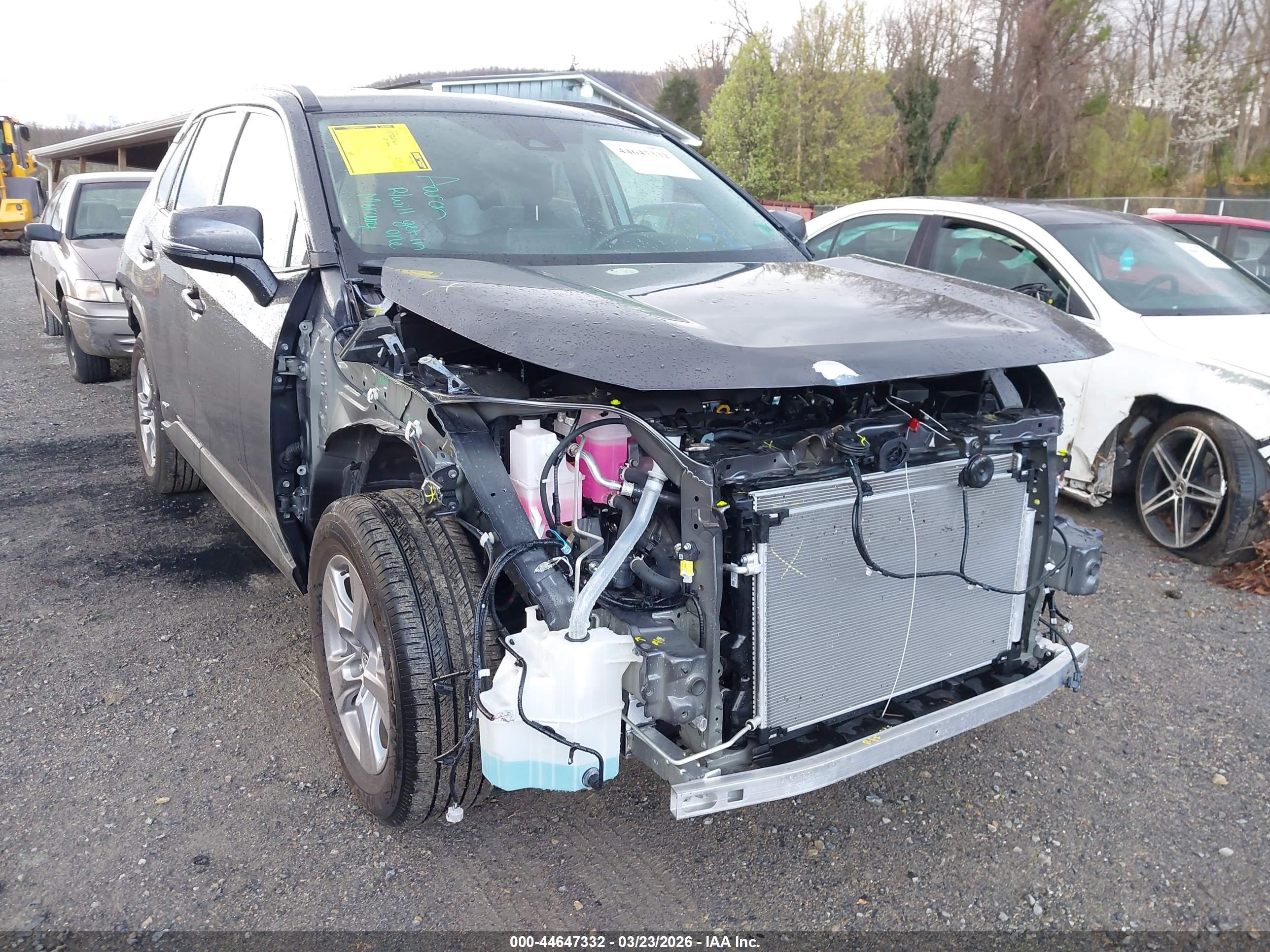TOYOTA RAV4 image 6