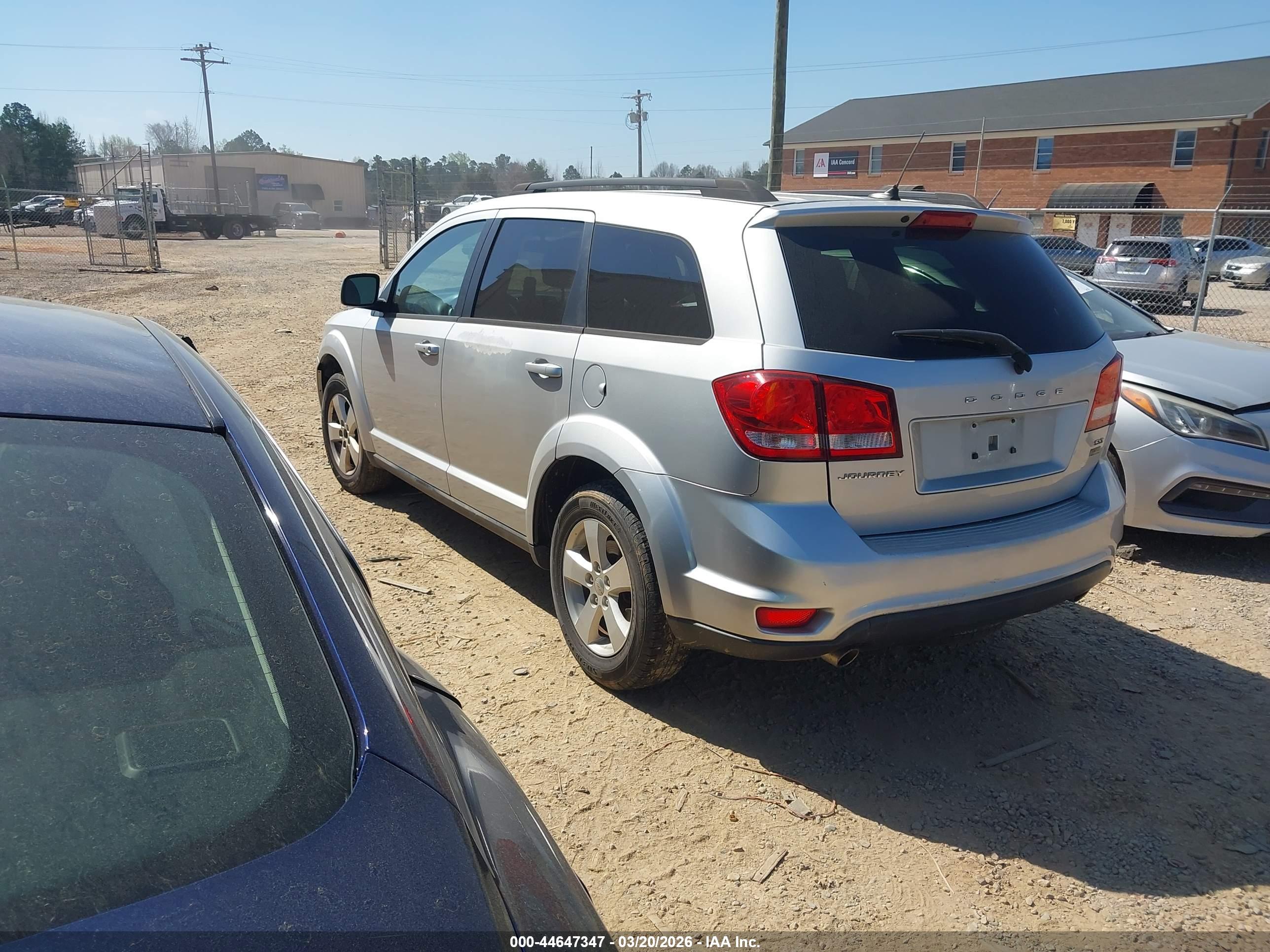 DODGE JOURNEY image 3