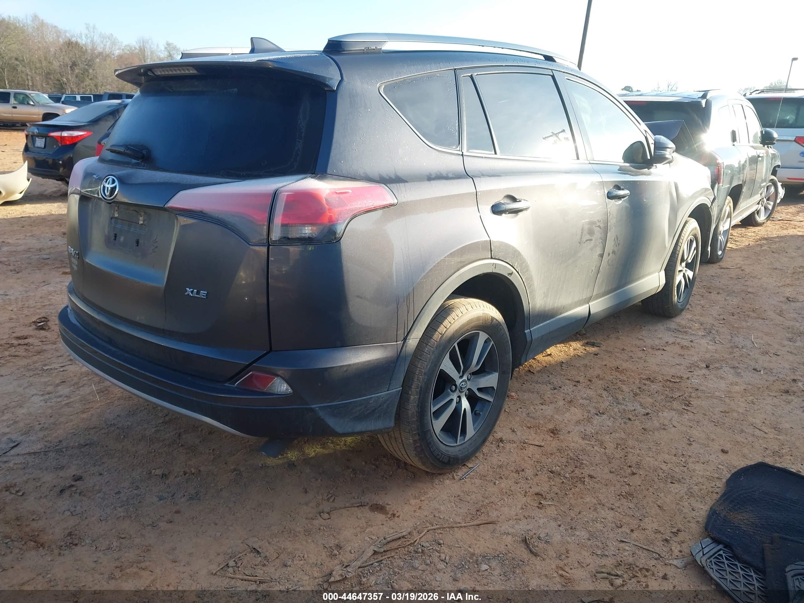 TOYOTA RAV4 image 4