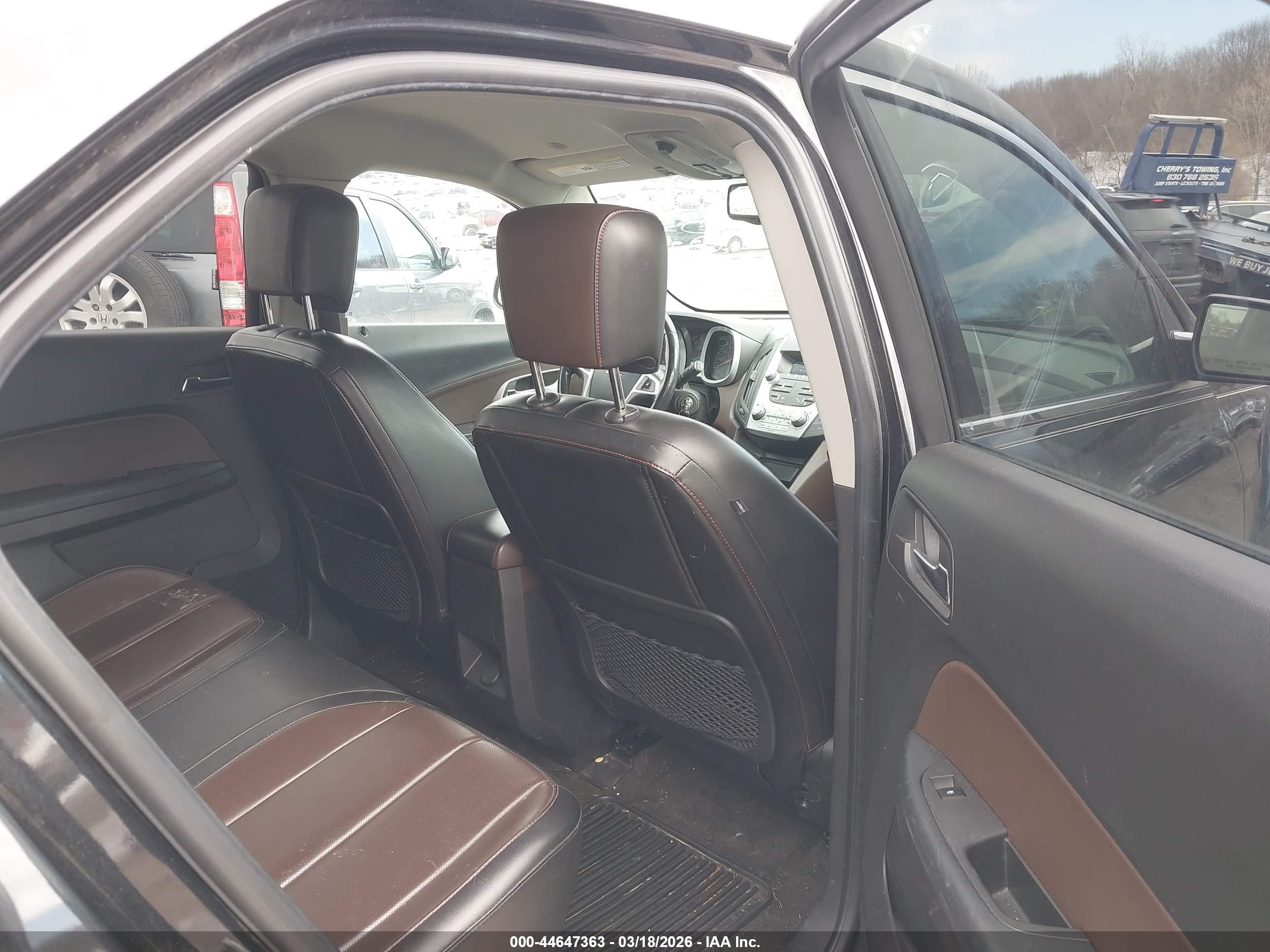 CHEVROLET EQUINOX image 8