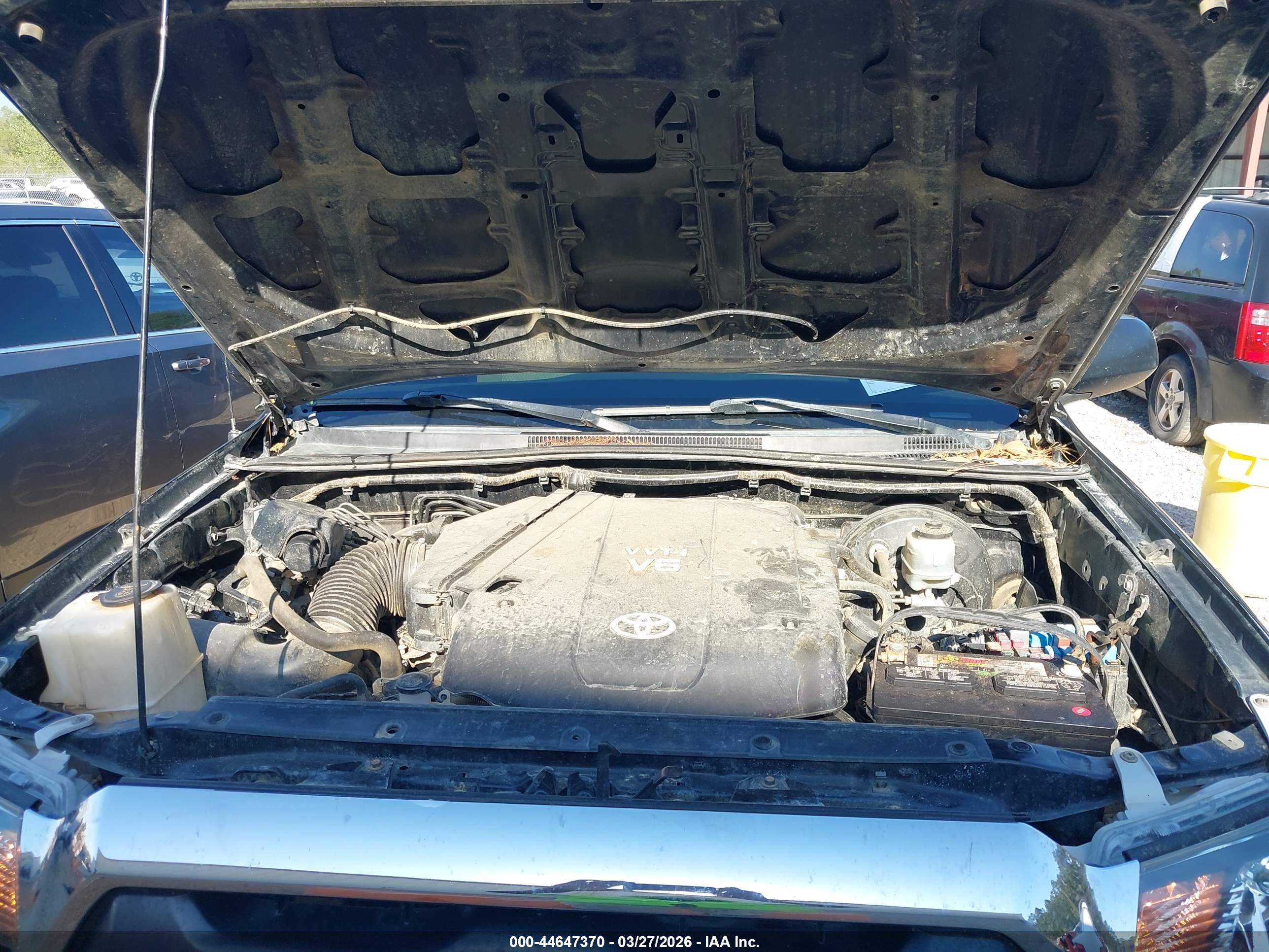 TOYOTA TACOMA image 10