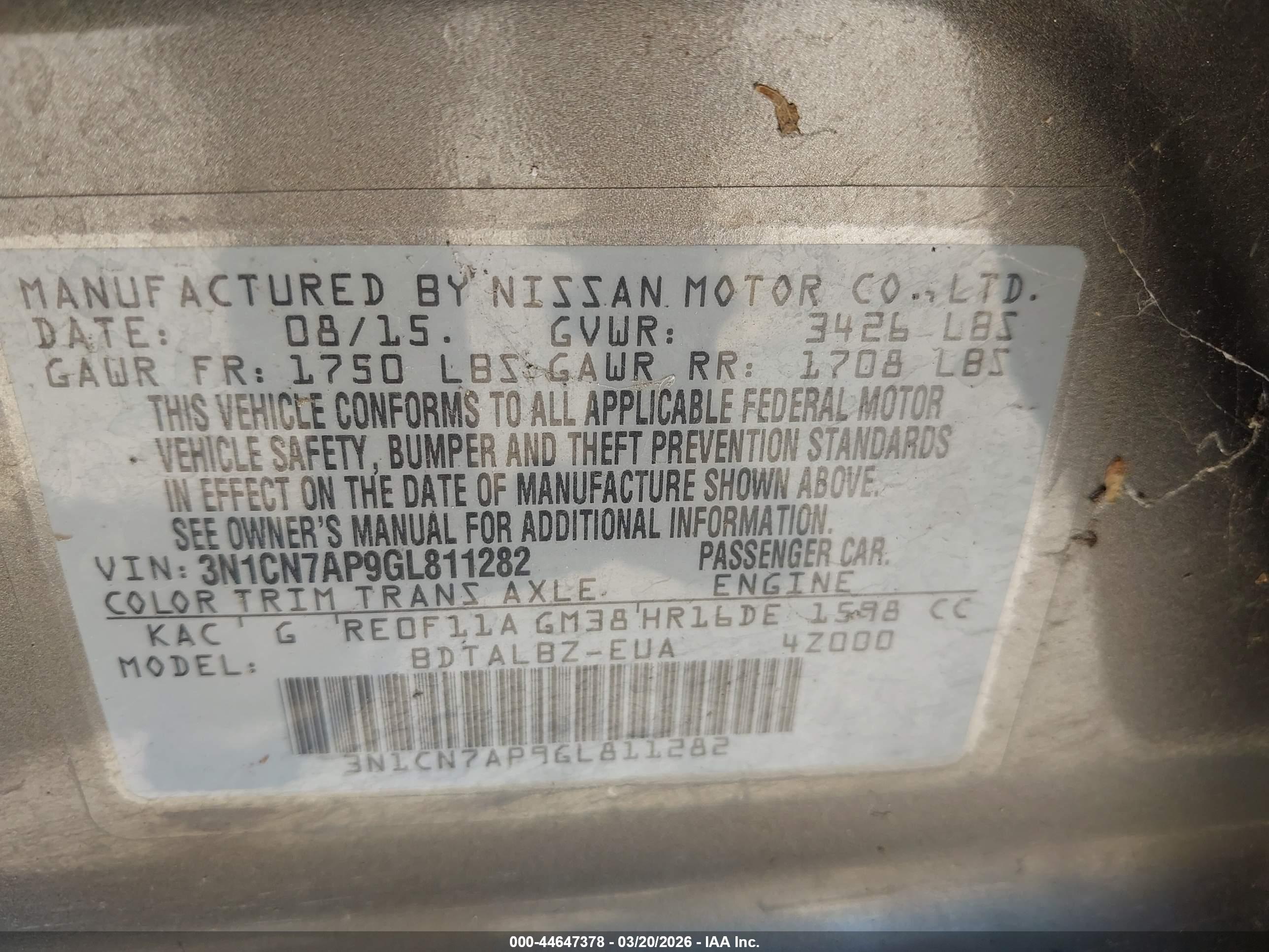 NISSAN VERSA image 9