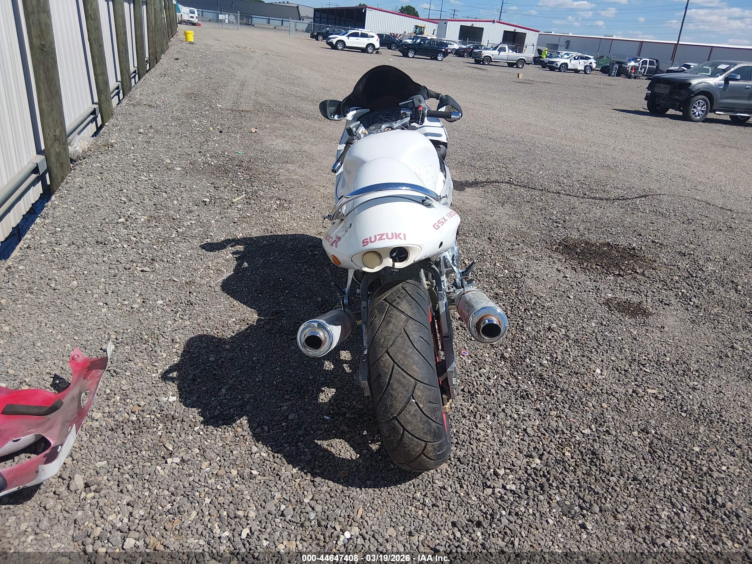 SUZUKI GSX1300 image 6