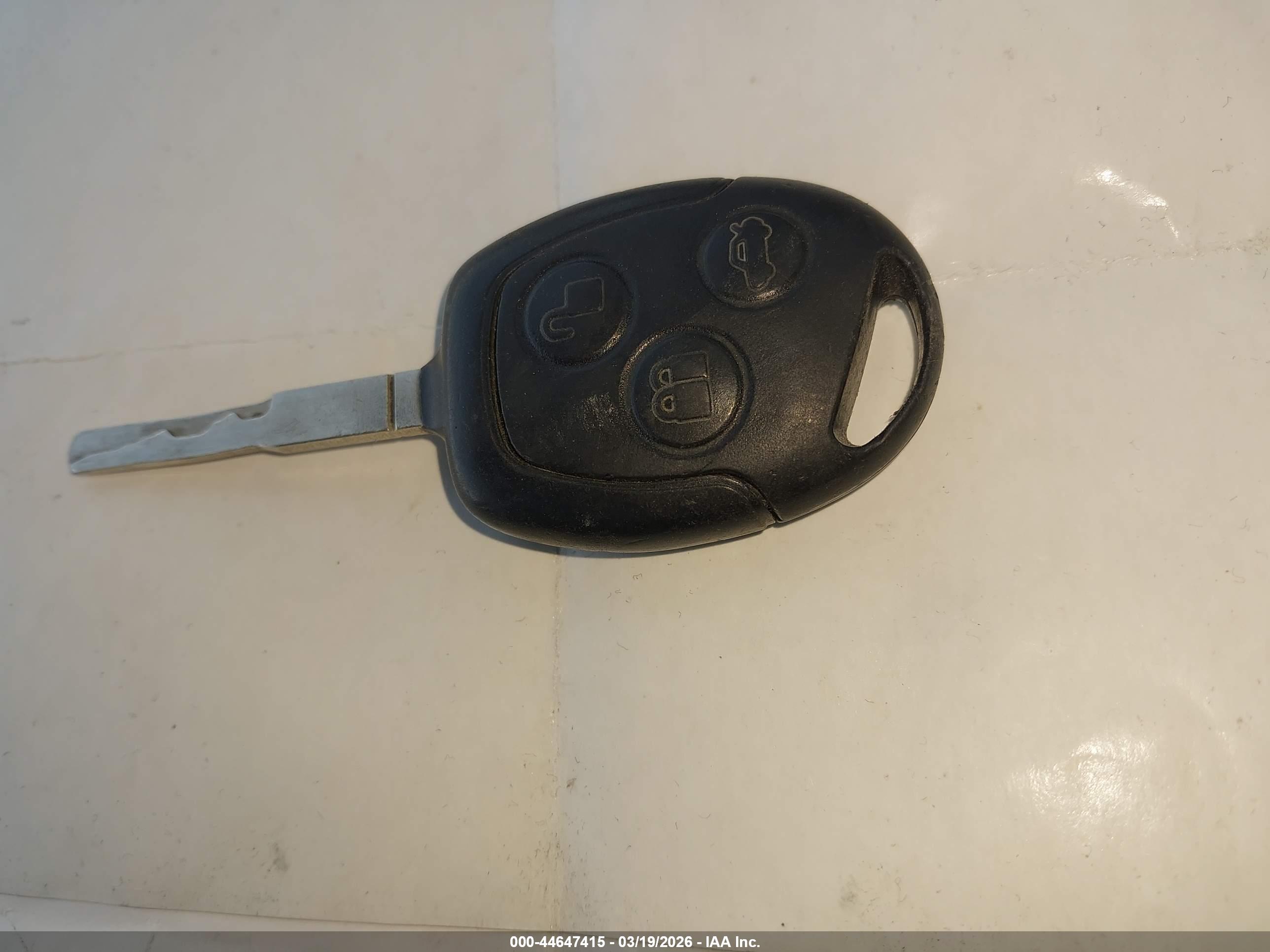 FORD FIESTA image 11