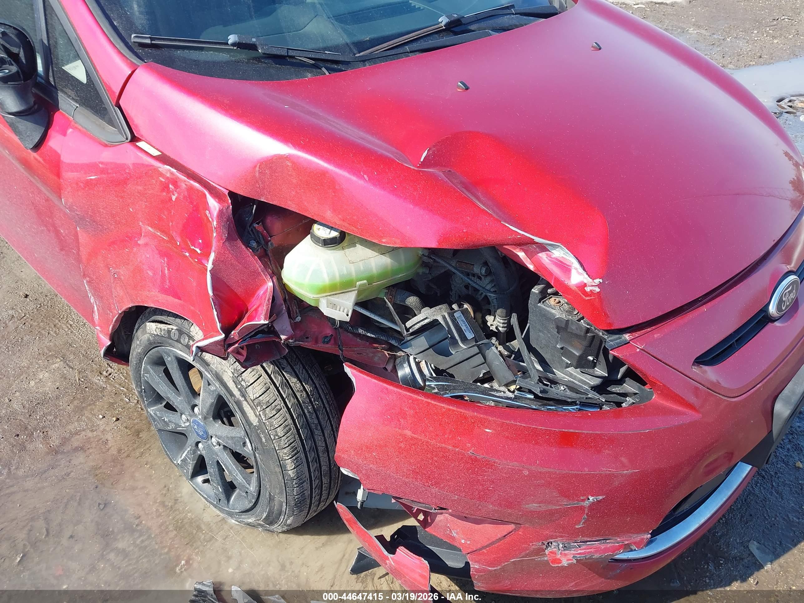 FORD FIESTA image 6