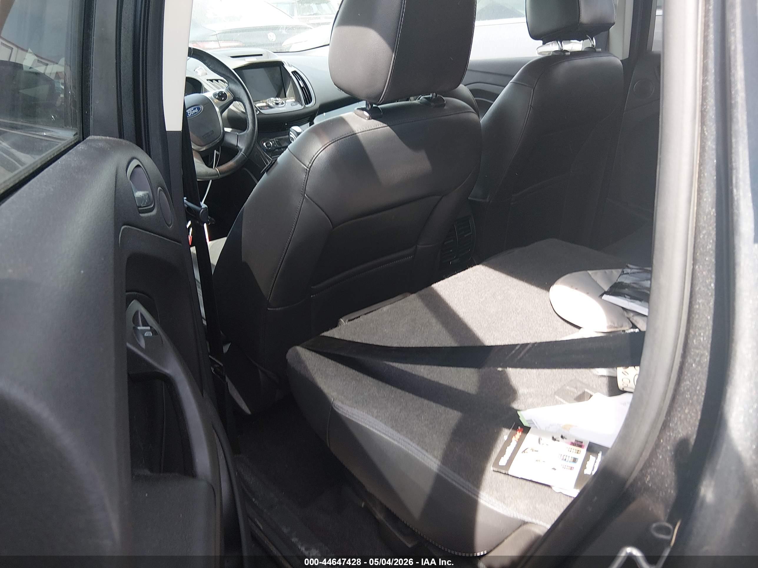 FORD ESCAPE image 8