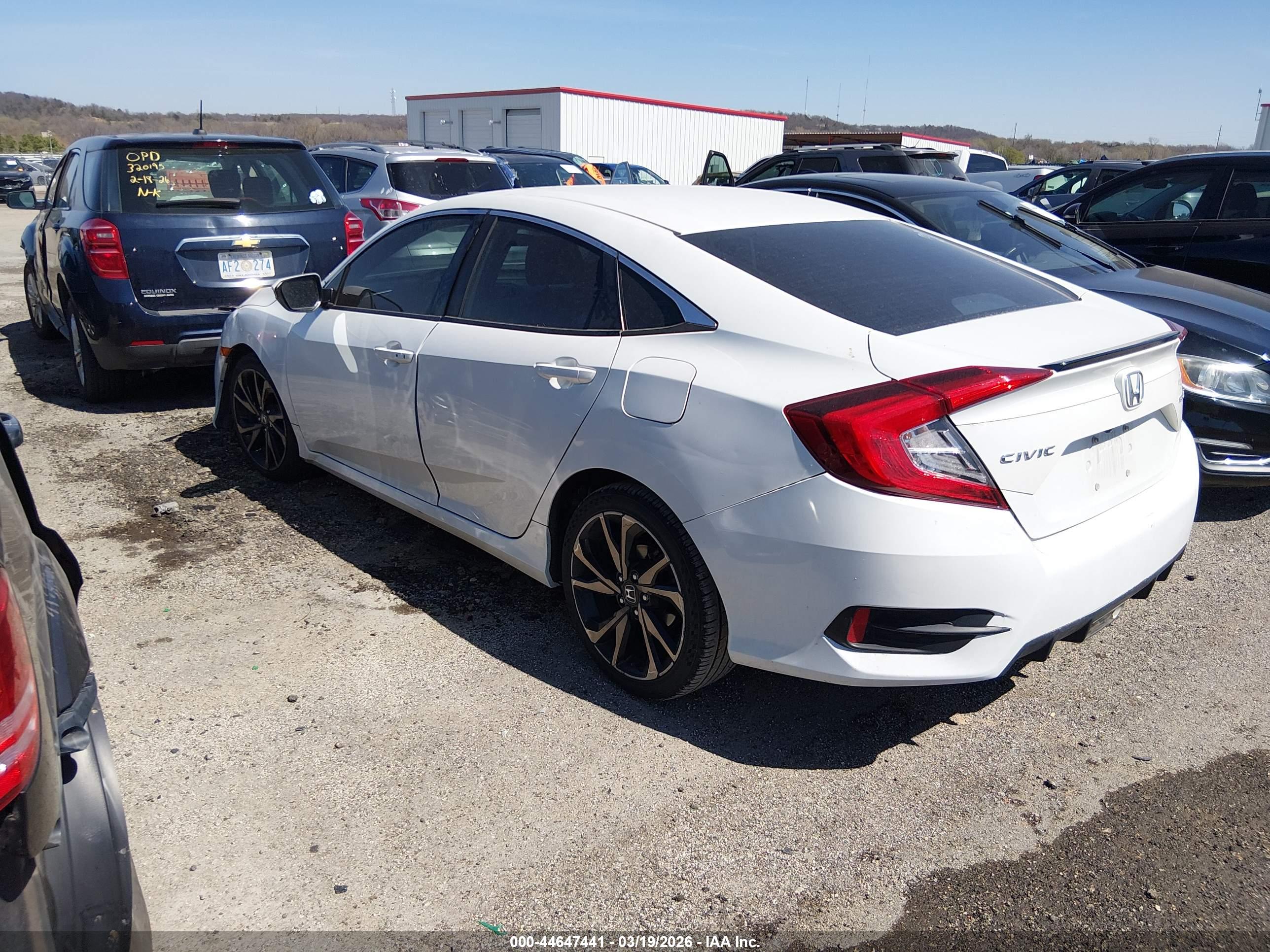 HONDA CIVIC image 3