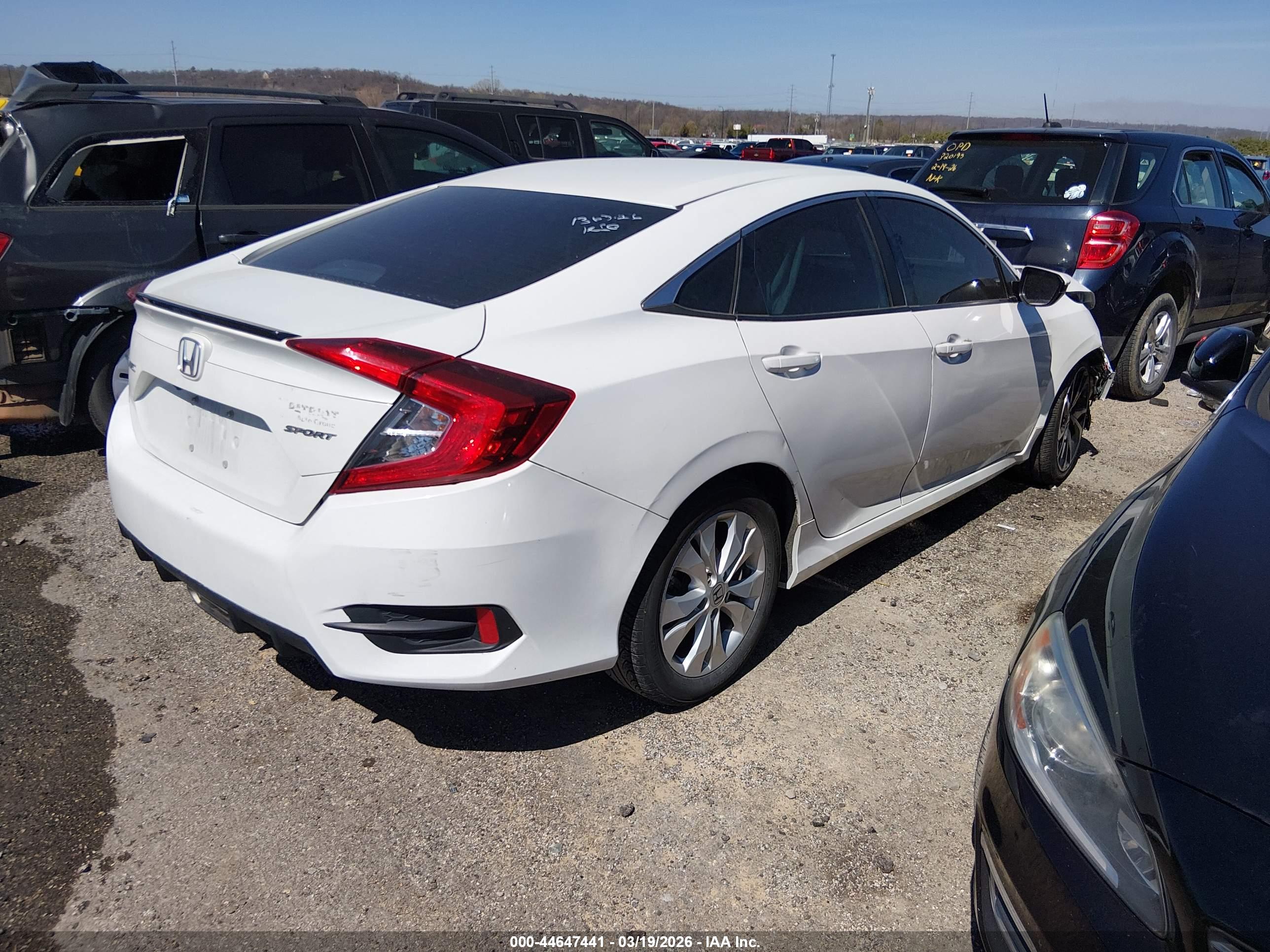 HONDA CIVIC image 4