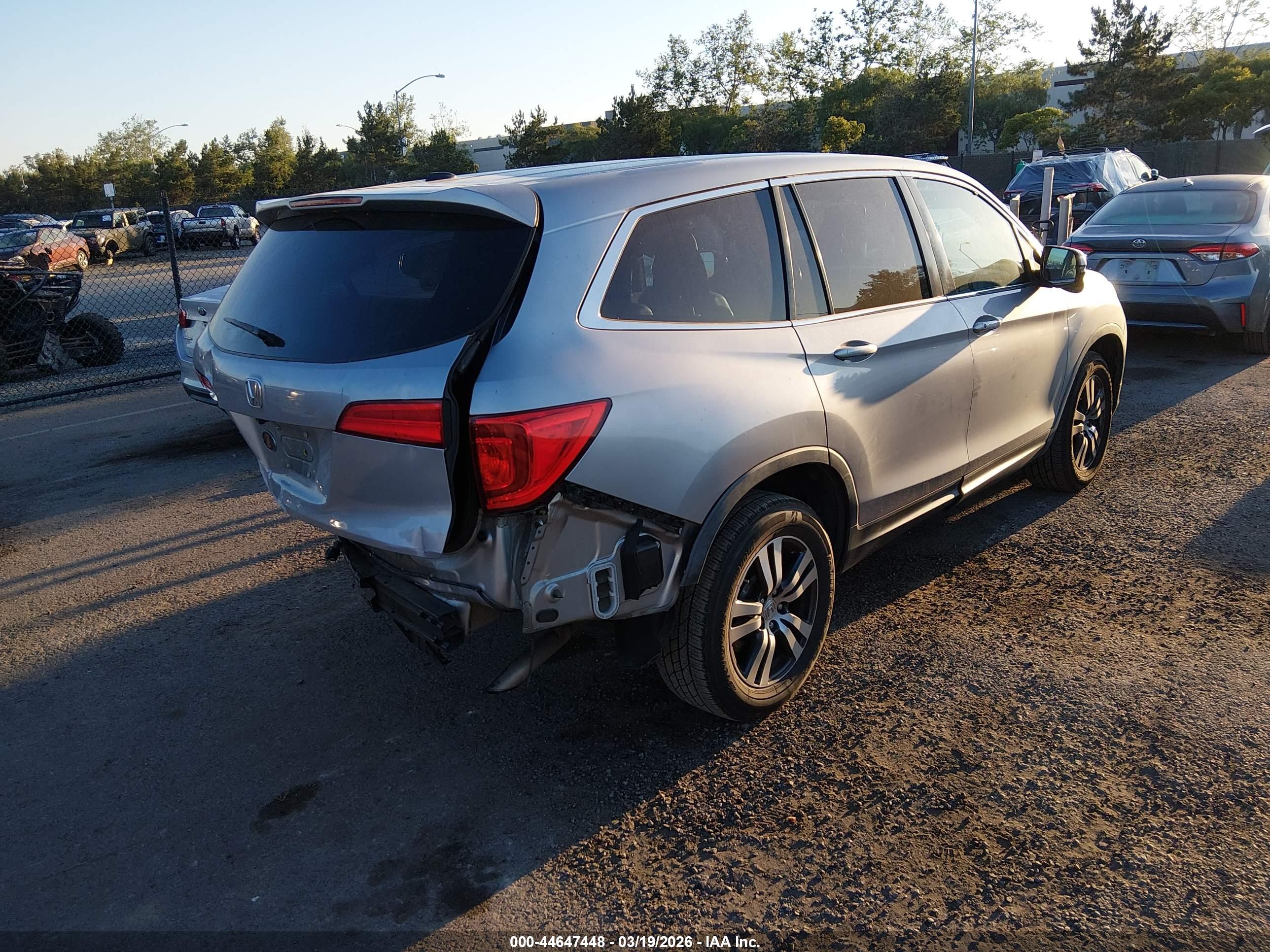 HONDA PILOT image 4