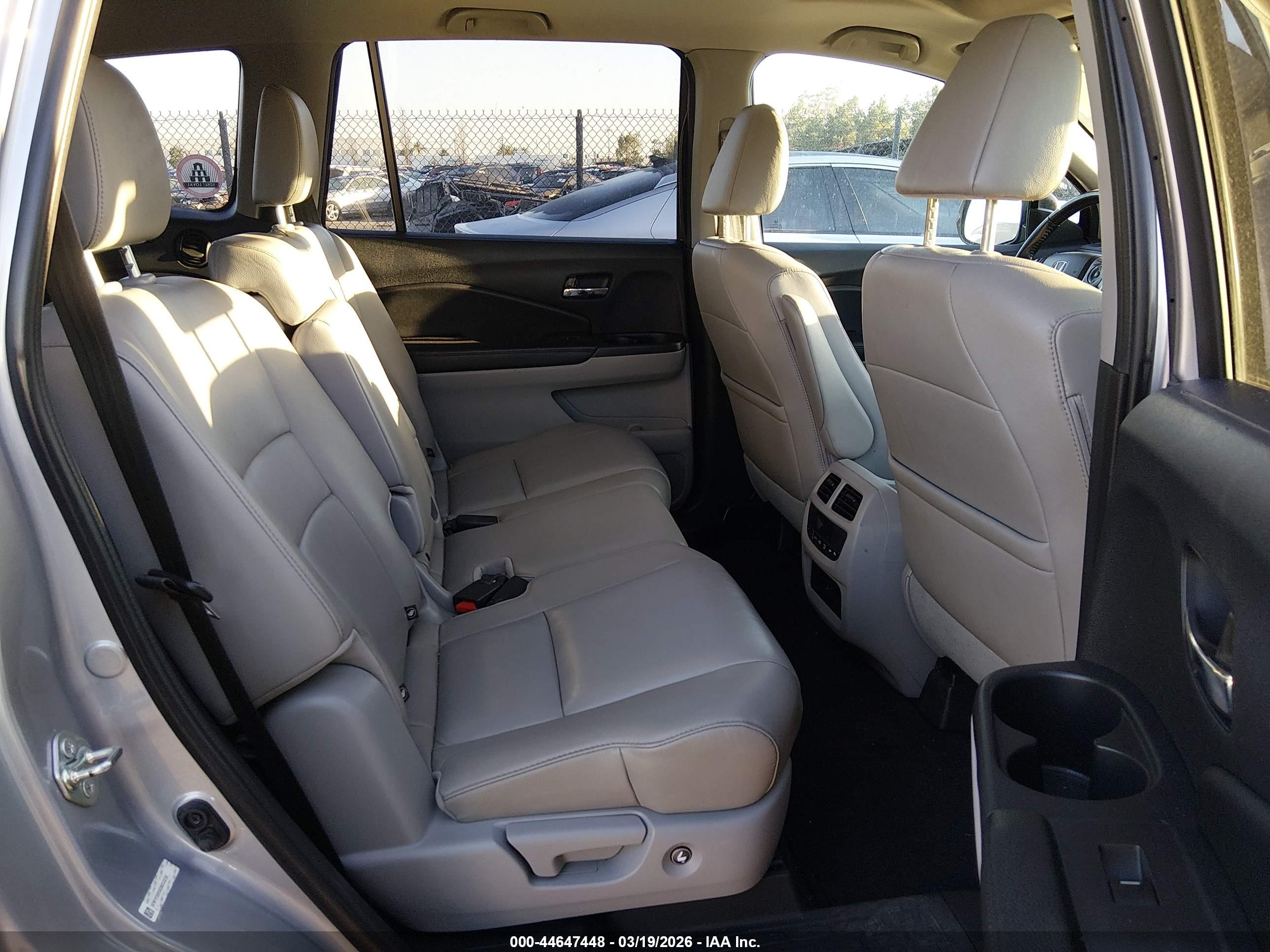 HONDA PILOT image 8