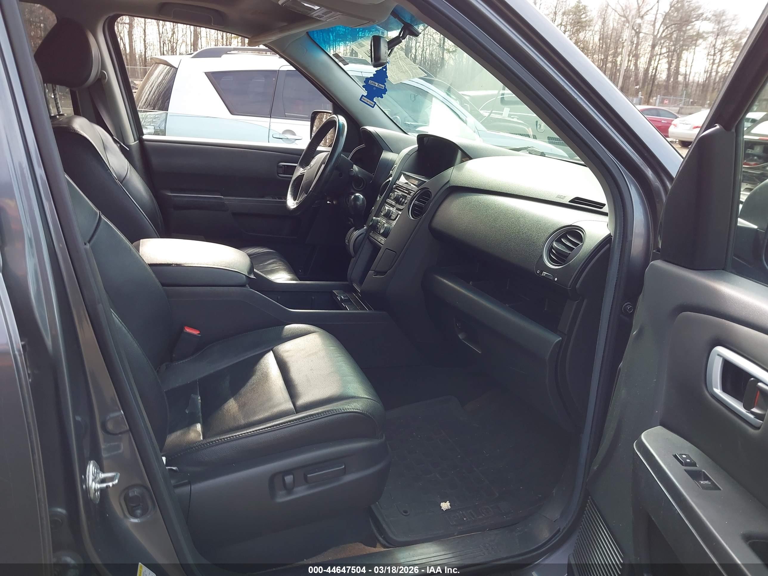 HONDA PILOT image 5