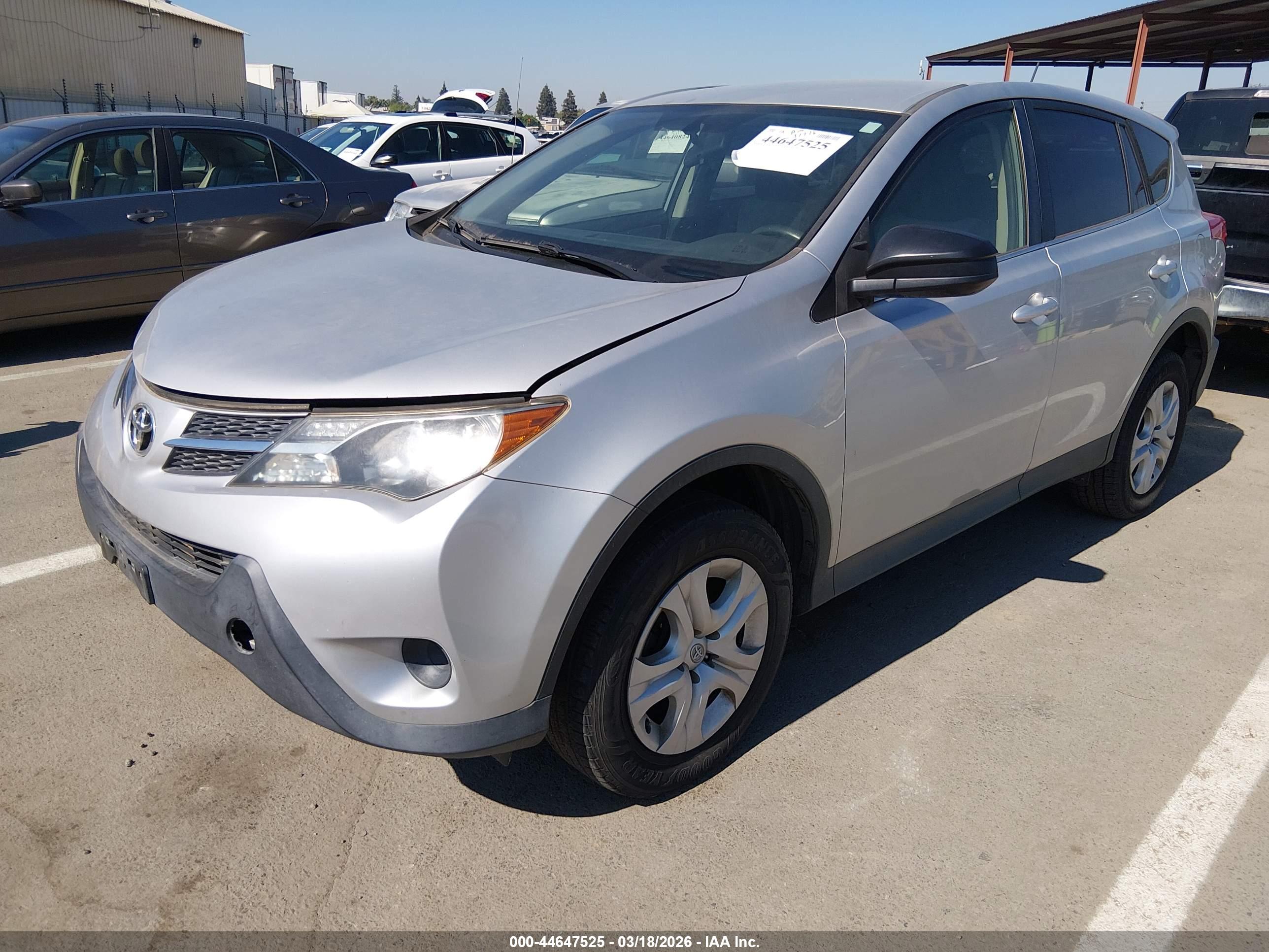 TOYOTA RAV4 image 2