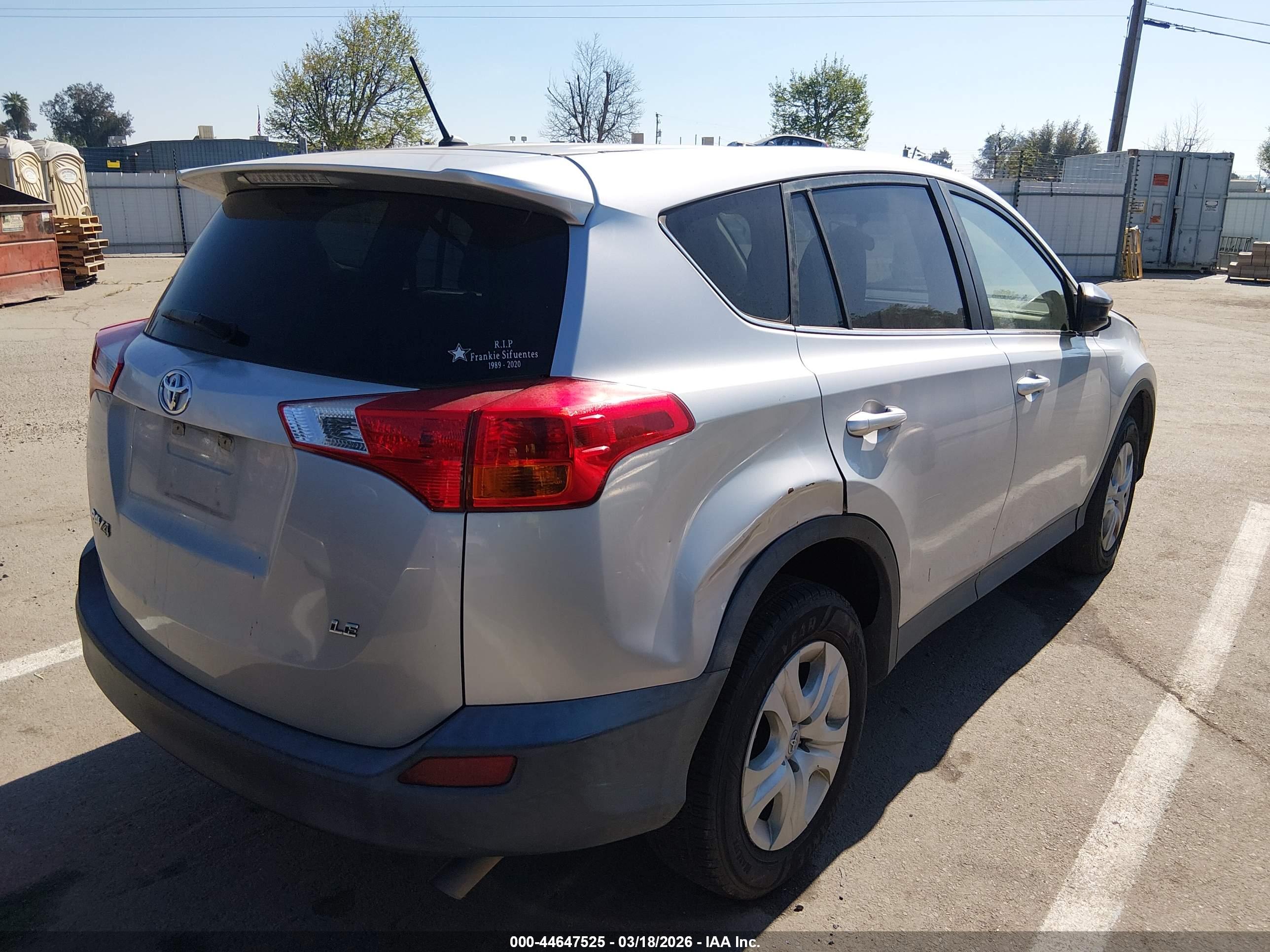 TOYOTA RAV4 image 4