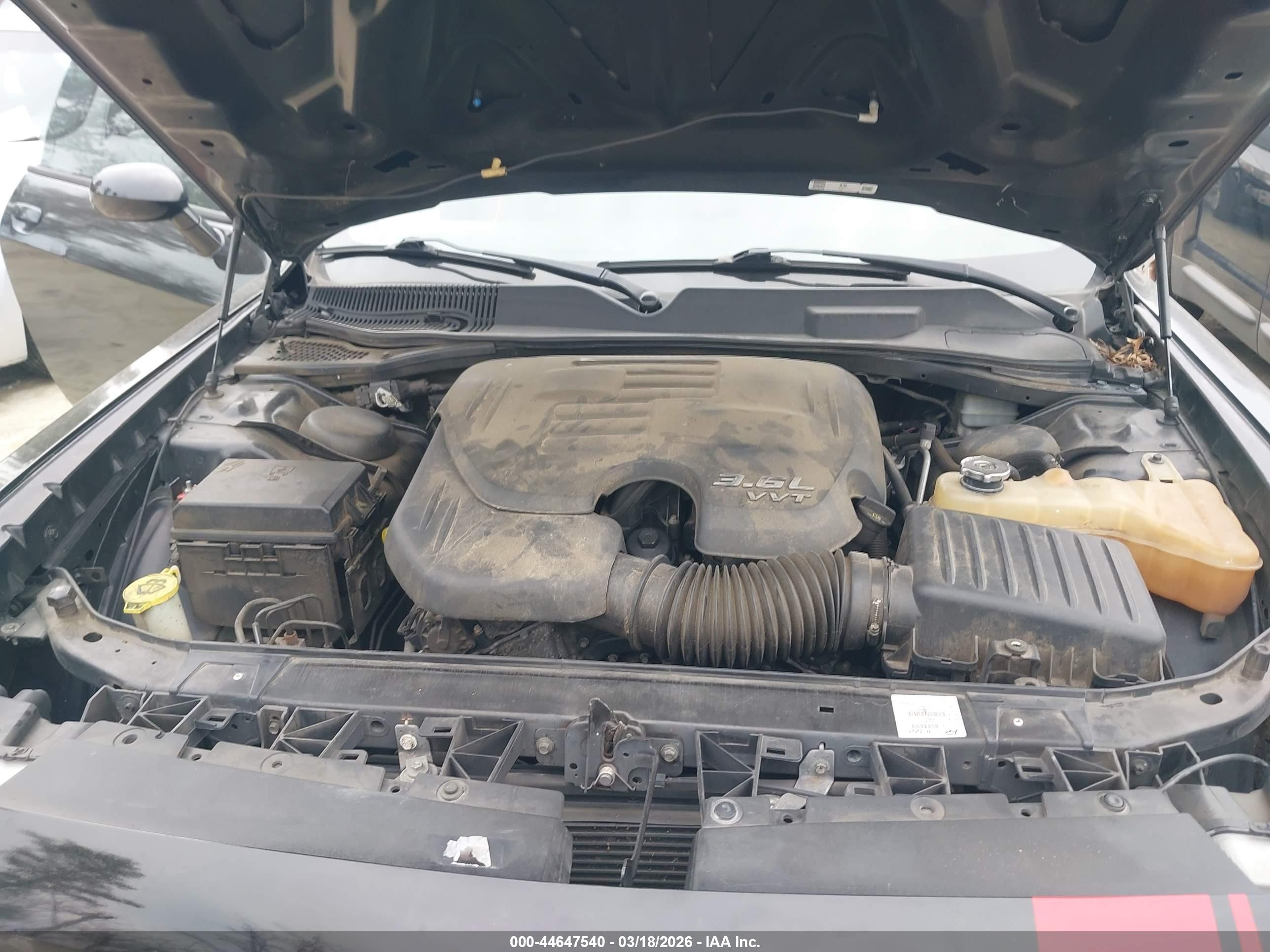 DODGE CHALLENGER image 10