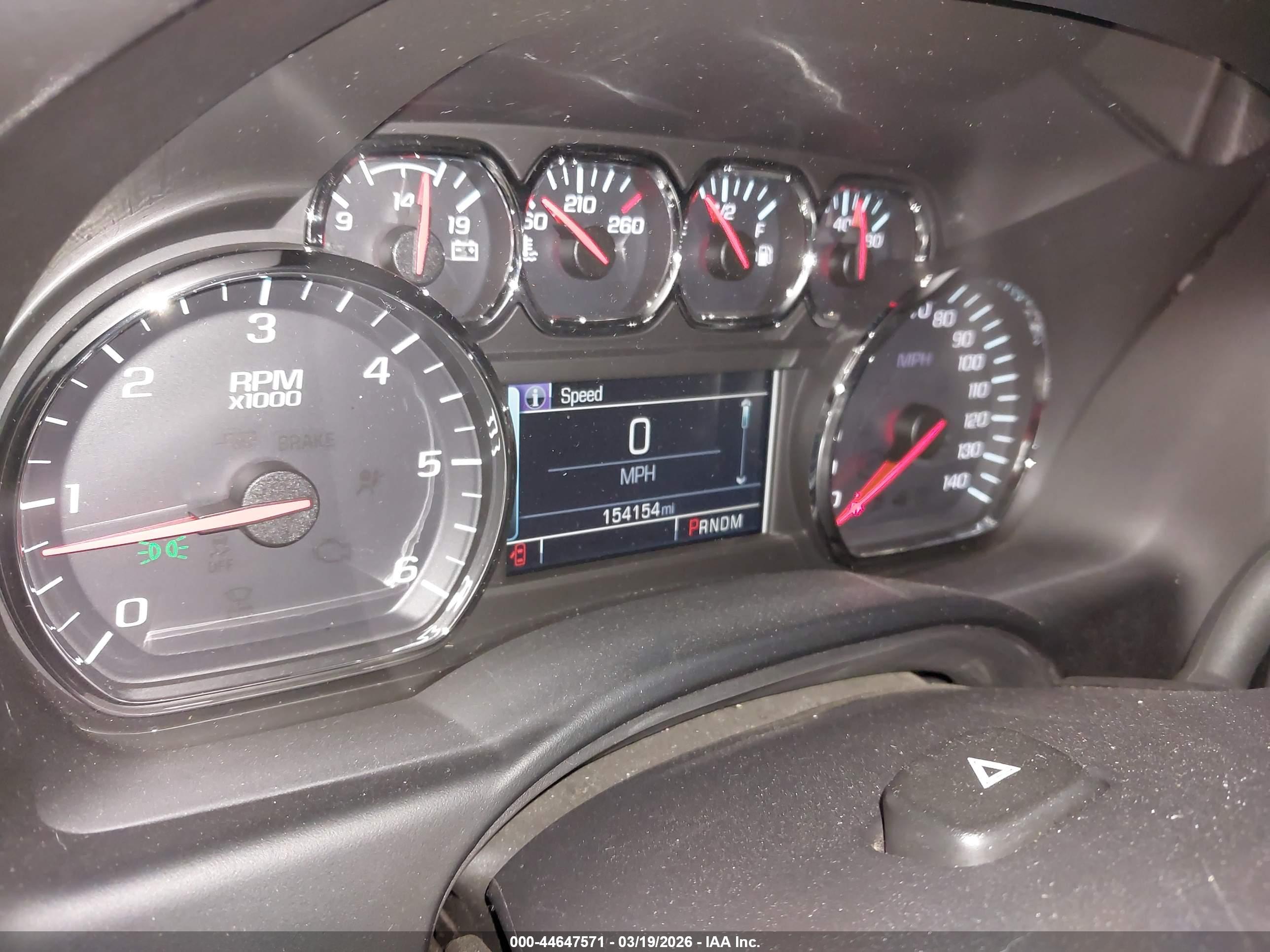 CHEVROLET SUBURBAN image 7