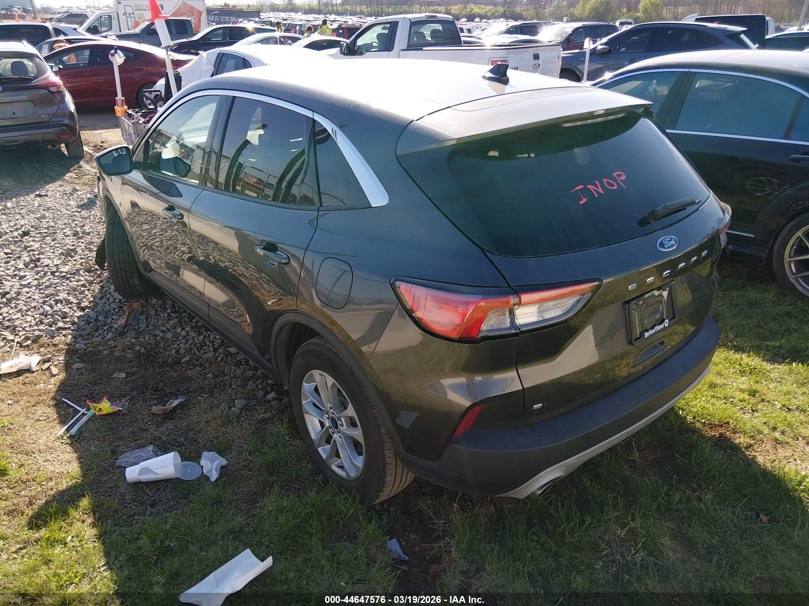 FORD ESCAPE image 3