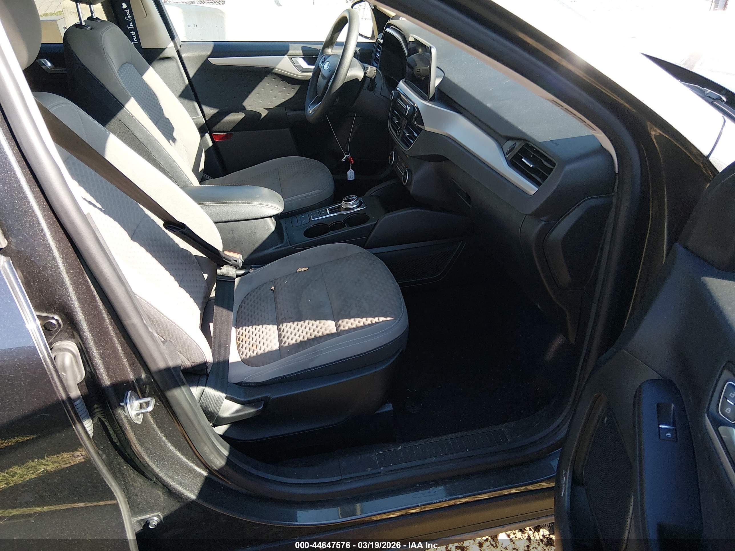 FORD ESCAPE image 5